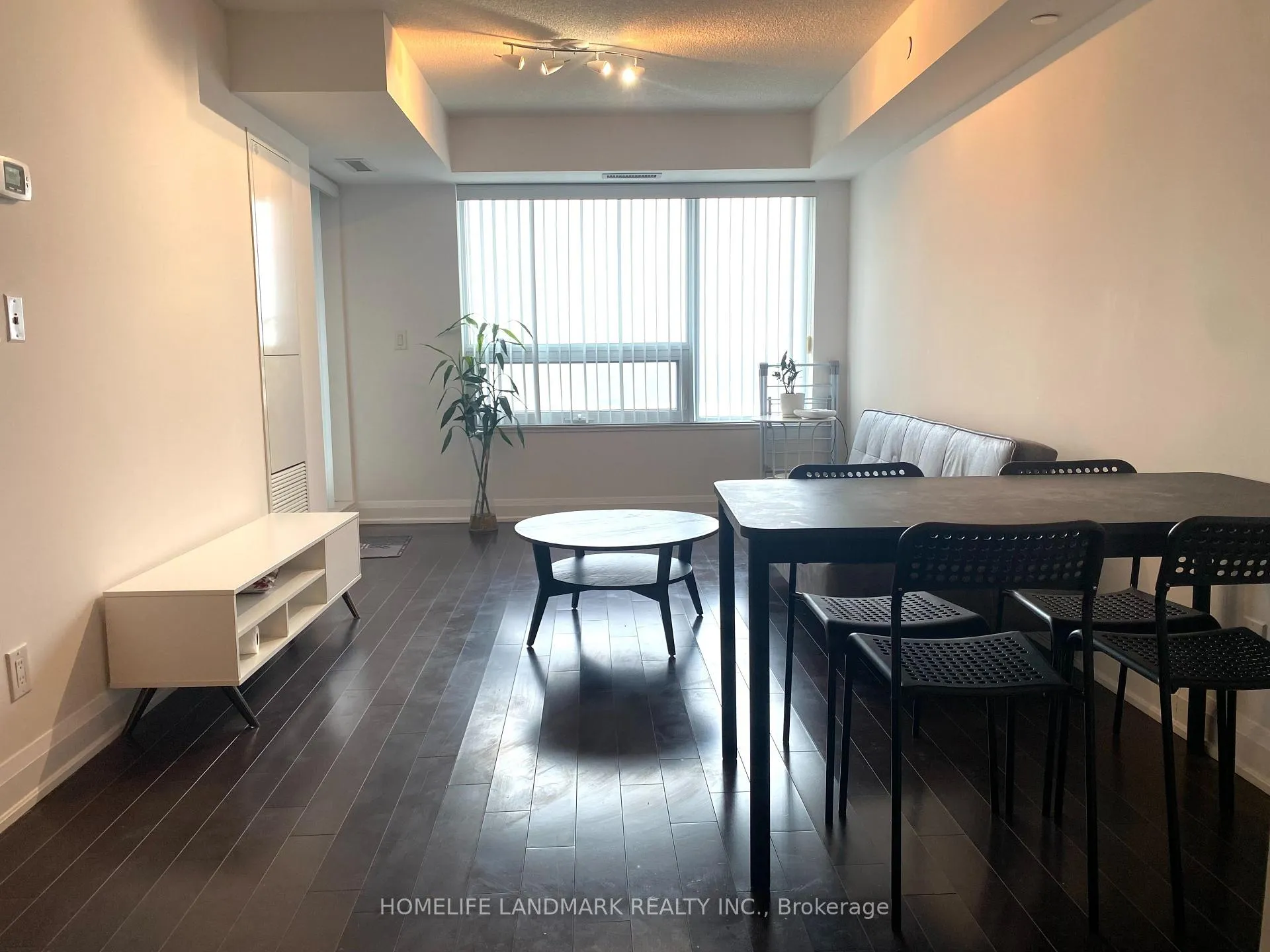 Photo 5 of Unit 1001, 1 Uptown Drive, Markham, Unionville — HOMEH