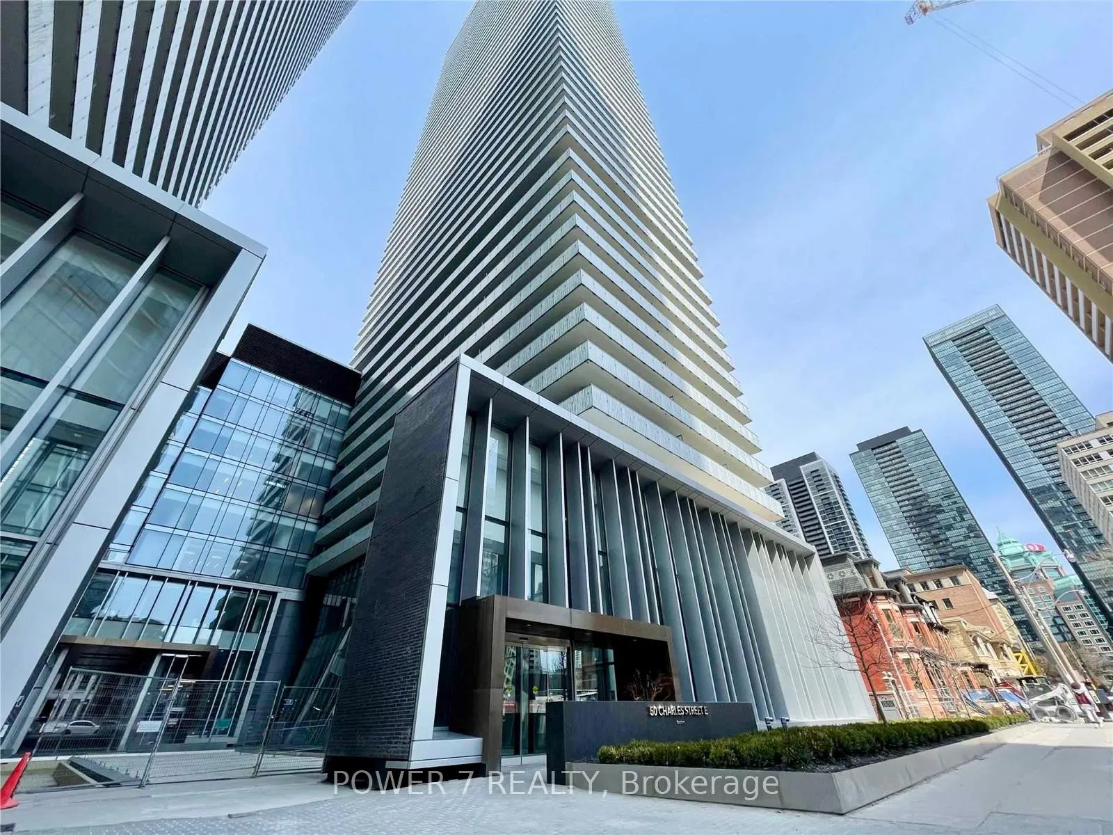 Front of Unit 4402, 50 Charles Street E