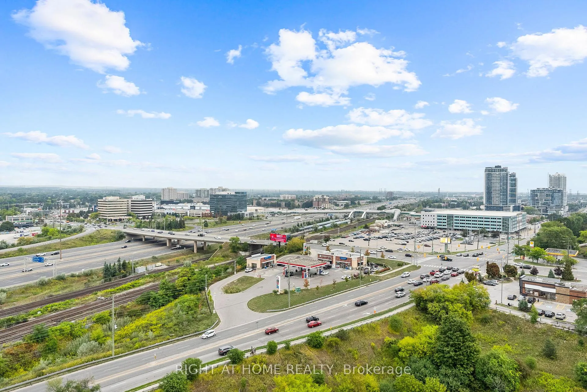 Photo 18 of Unit 1504, 1255 Bayly Street, Pickering, Bay Ridges — HOMEH