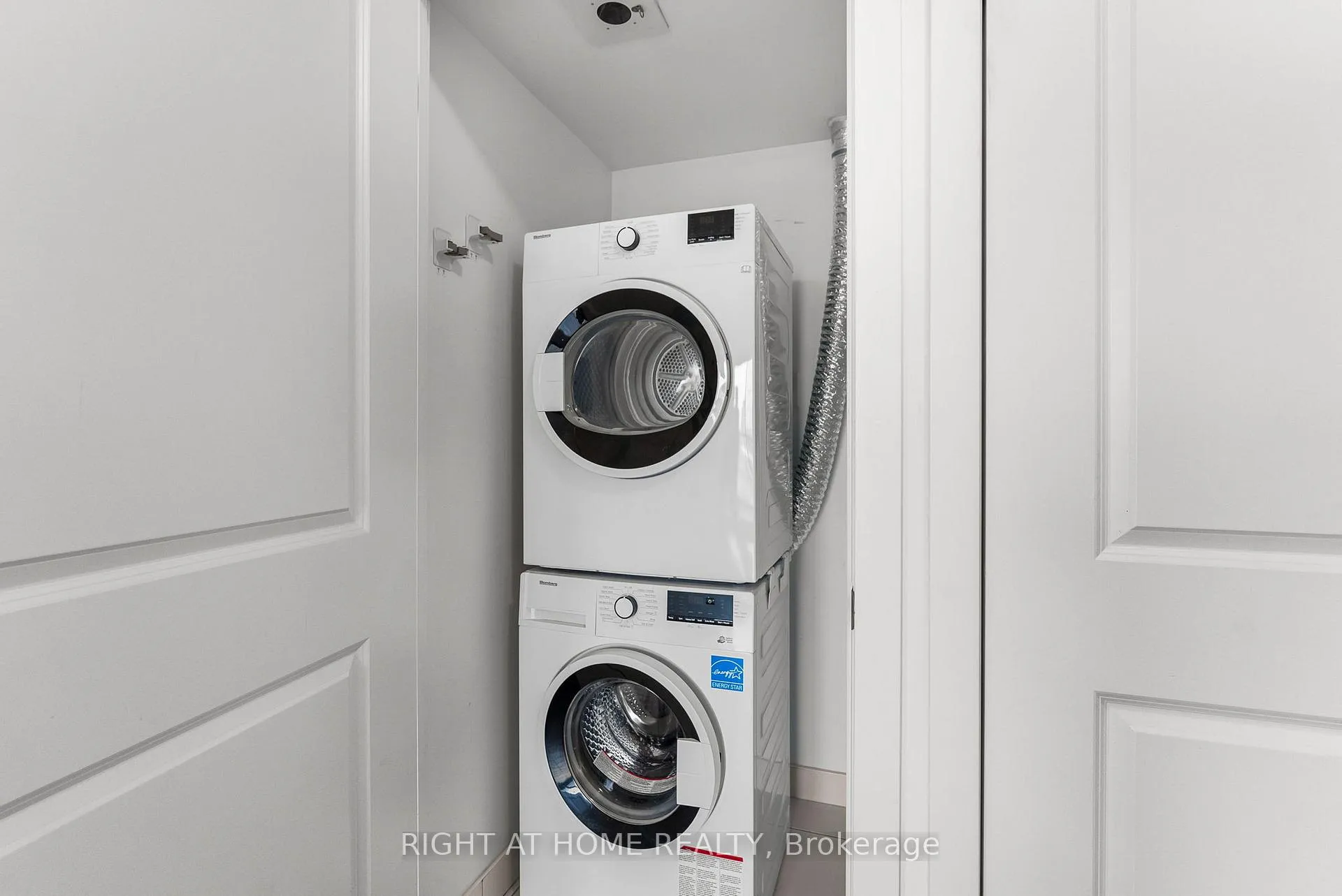 Photo 22 of Unit 1504, 1255 Bayly Street, Pickering, Bay Ridges — HOMEH