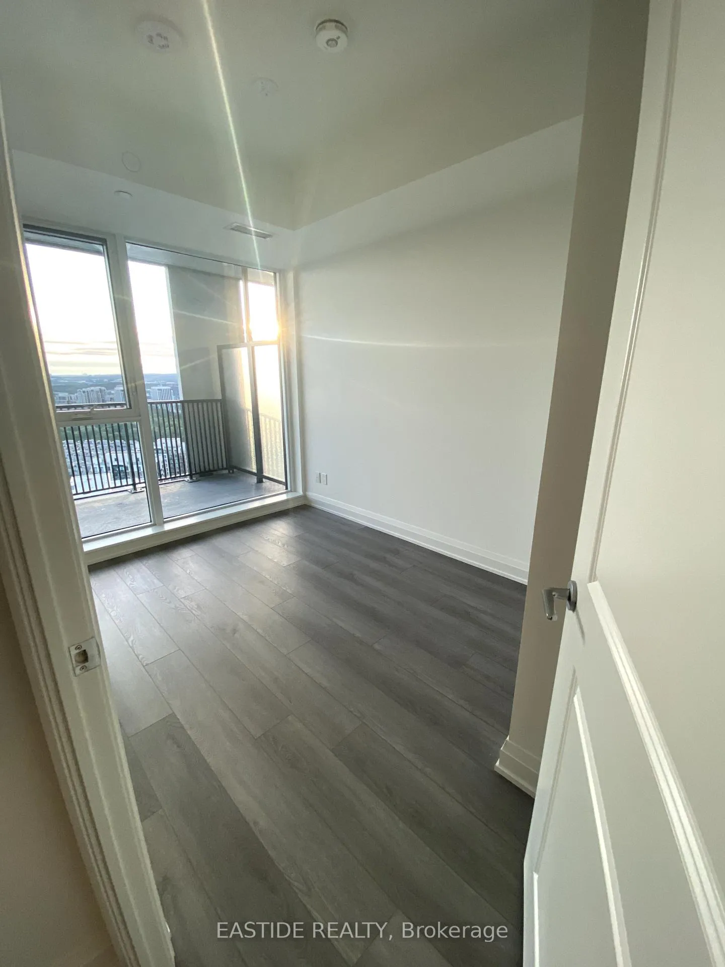 Photo 5 of Unit 2613, 56 Andre De Grasse Street, Markham, Unionville — HOMEH