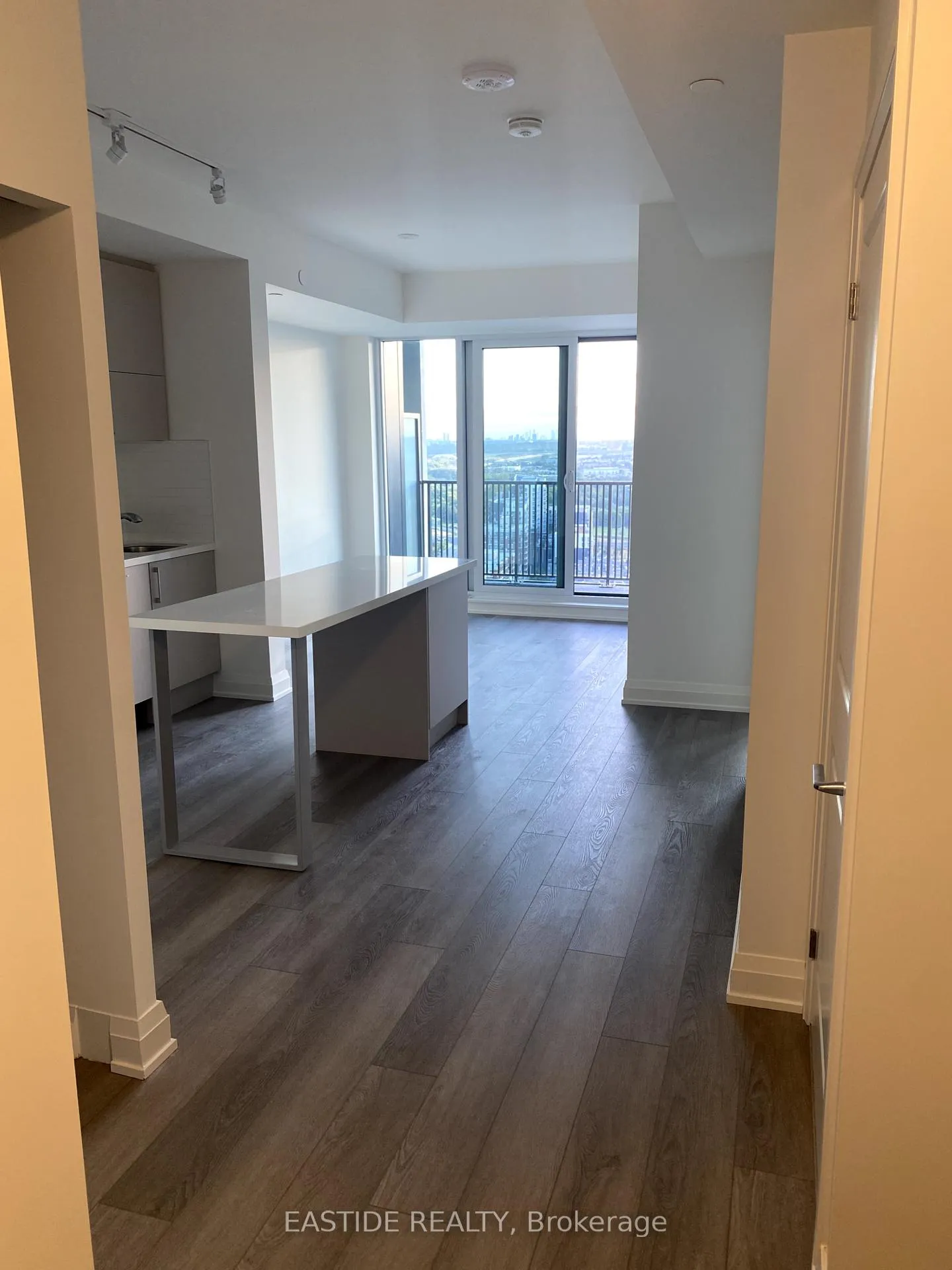 Photo 6 of Unit 2613, 56 Andre De Grasse Street, Markham, Unionville — HOMEH