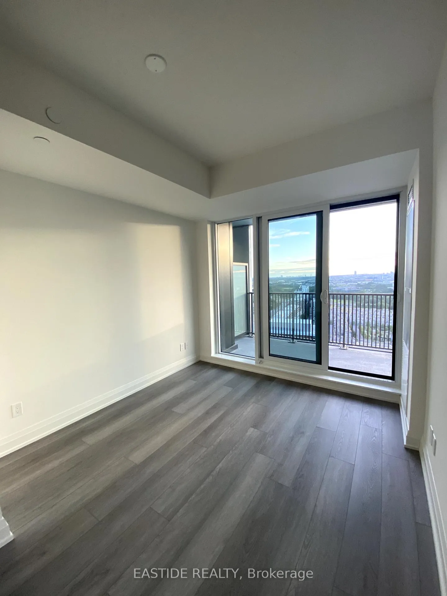 Photo 10 of Unit 2613, 56 Andre De Grasse Street, Markham, Unionville — HOMEH