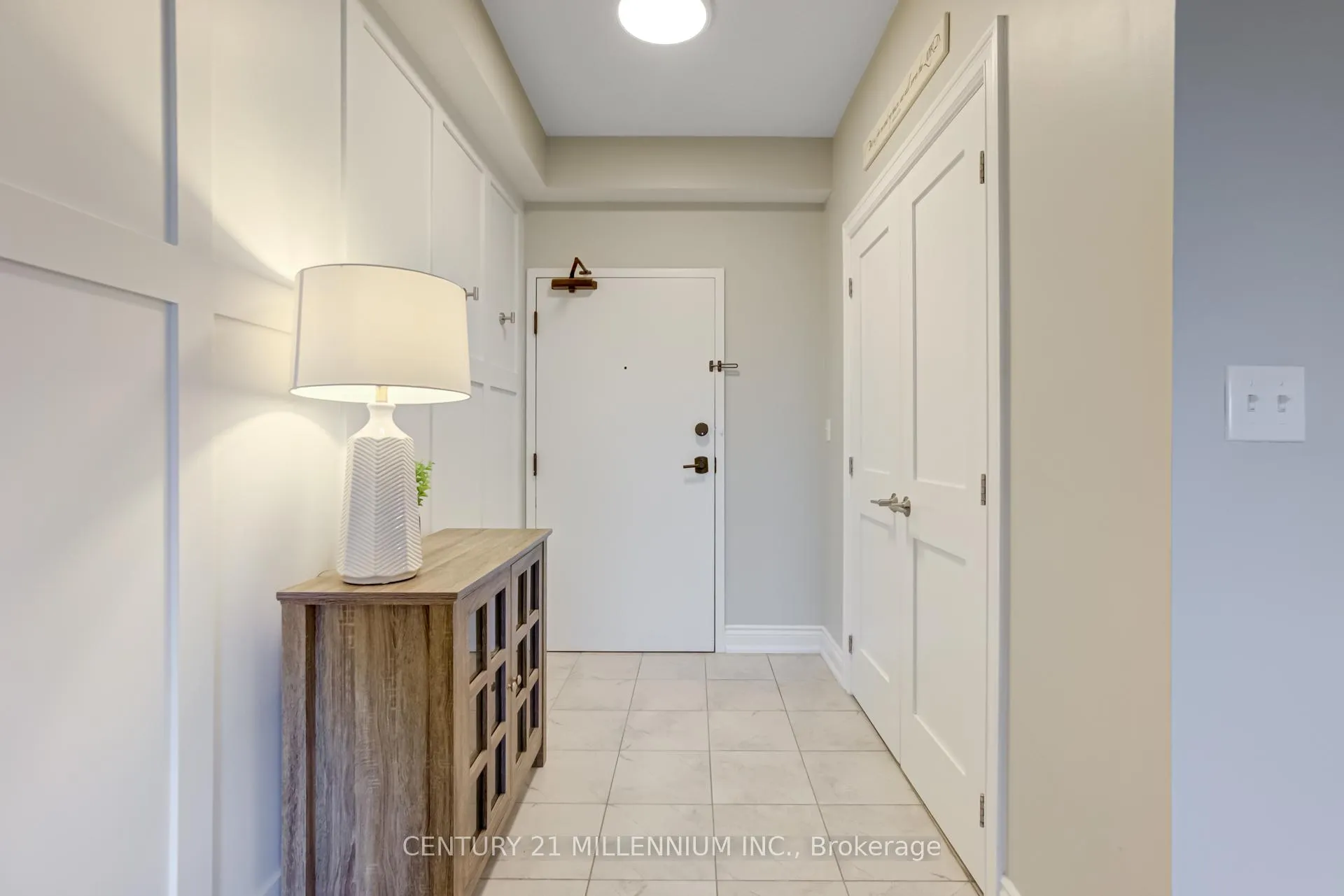 Photo 6 of Unit 317, 54 Koda Street, Barrie, Rural Barrie Southwest — HOMEH