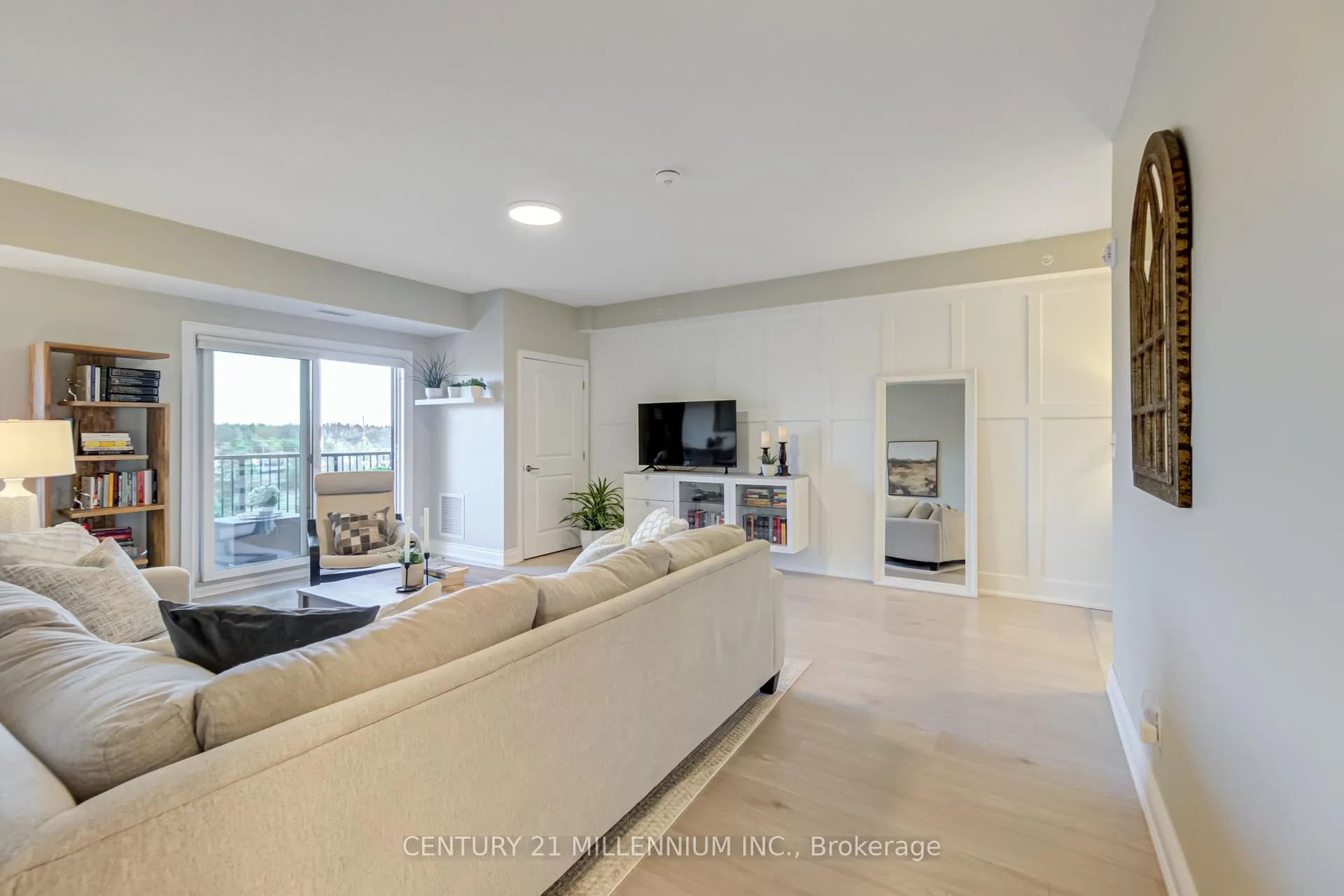 Photo 9 of Unit 317, 54 Koda Street, Barrie, Rural Barrie Southwest — HOMEH