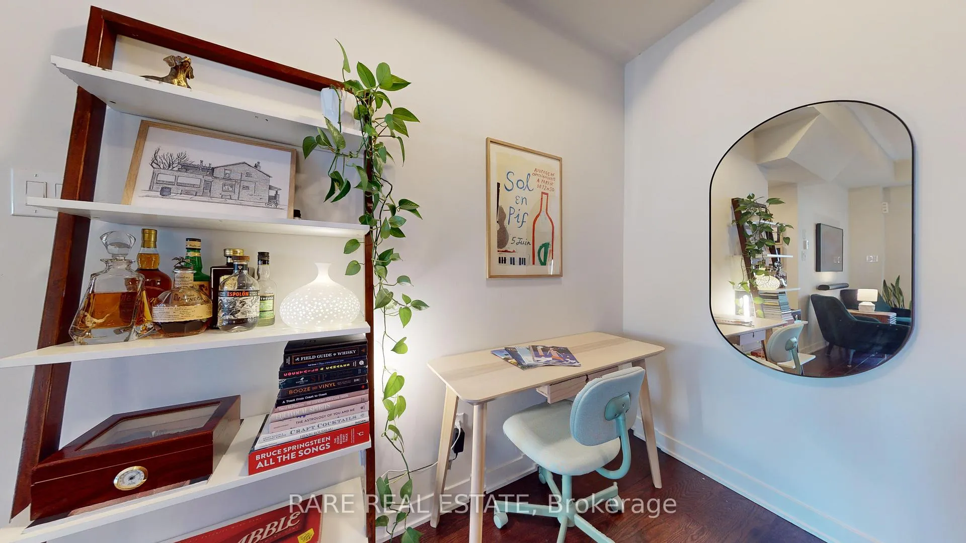 Photo 10 of 31 Oak Street, Toronto, Regent Park — HOMEH