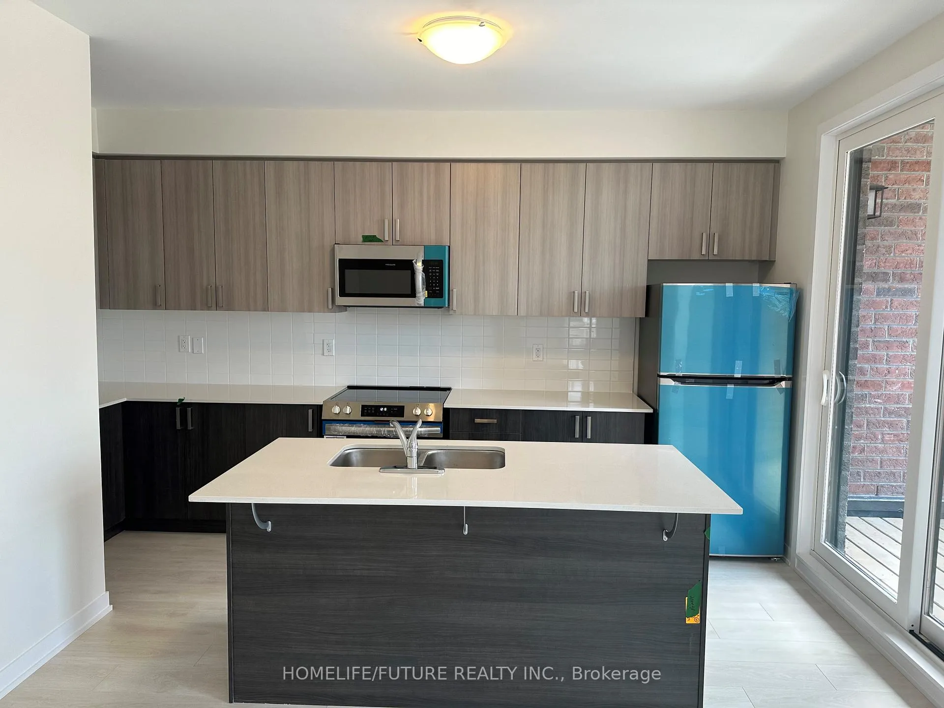 Front of Unit 102, 1865 Pickering Parkway