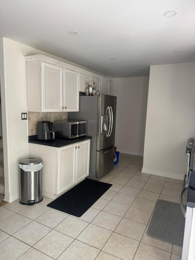Photo 15 of 20 Wrendale Crescent, Georgina, Keswick South — HOMEH