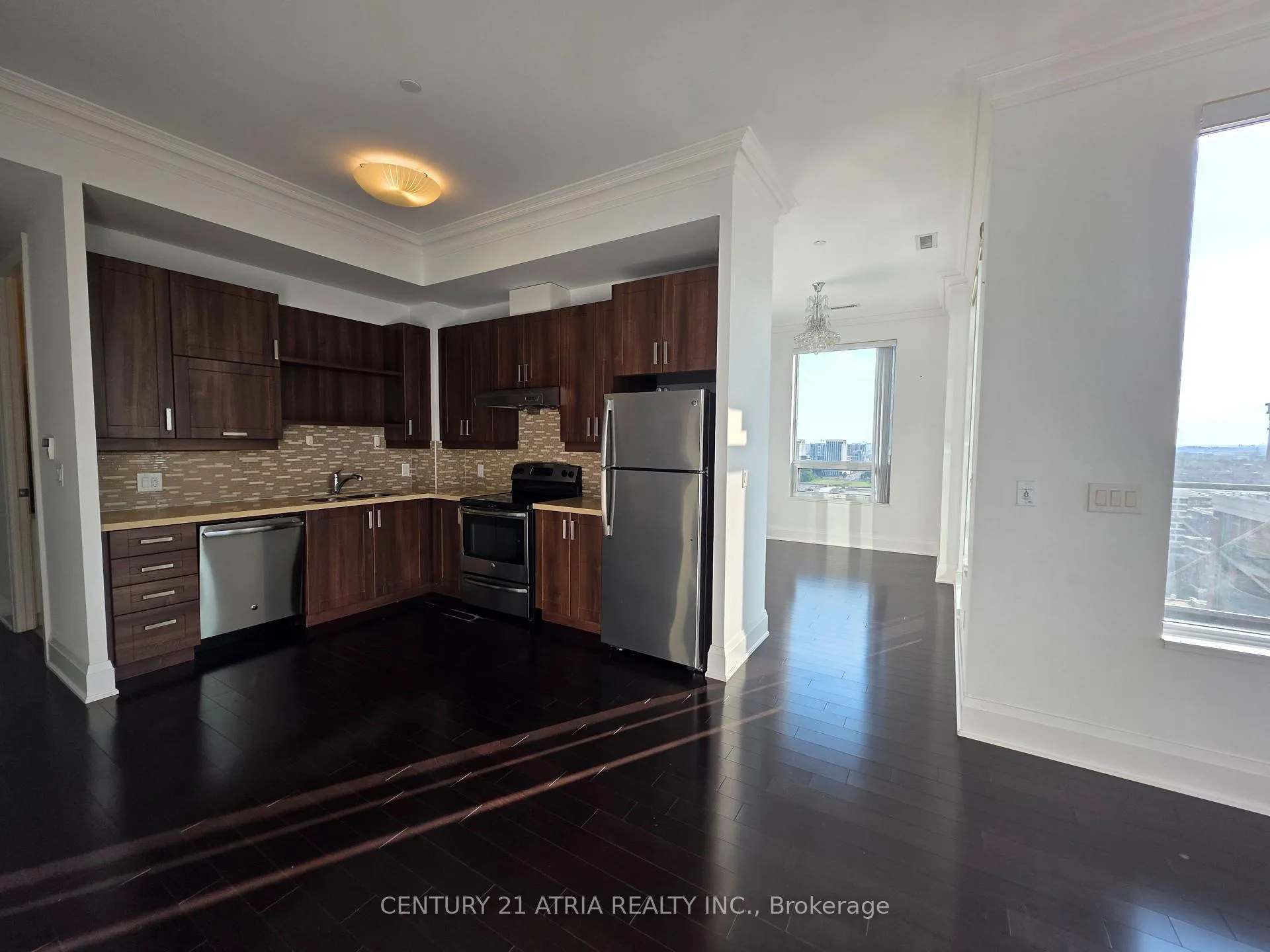 Photo 5 of Unit PH1, 8200 Birchmount Road, Markham, Unionville — HOMEH
