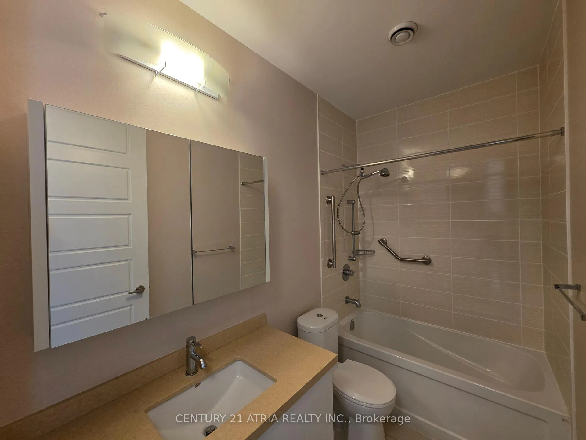 Photo 13 of Unit PH1, 8200 Birchmount Road, Markham, Unionville — HOMEH