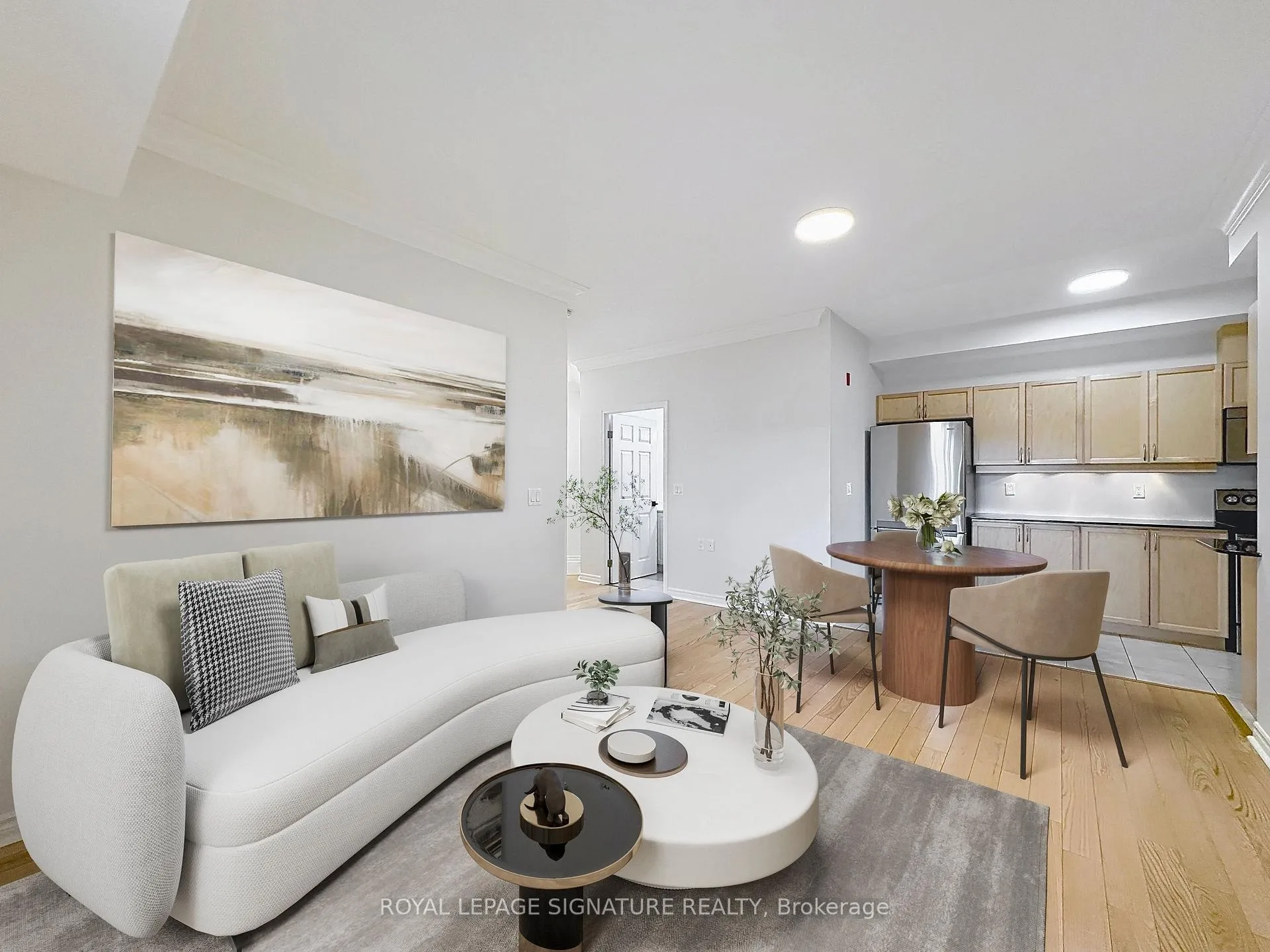 Photo 9 of Unit 210, 15450 Yonge Street, Aurora, Aurora Village — HOMEH