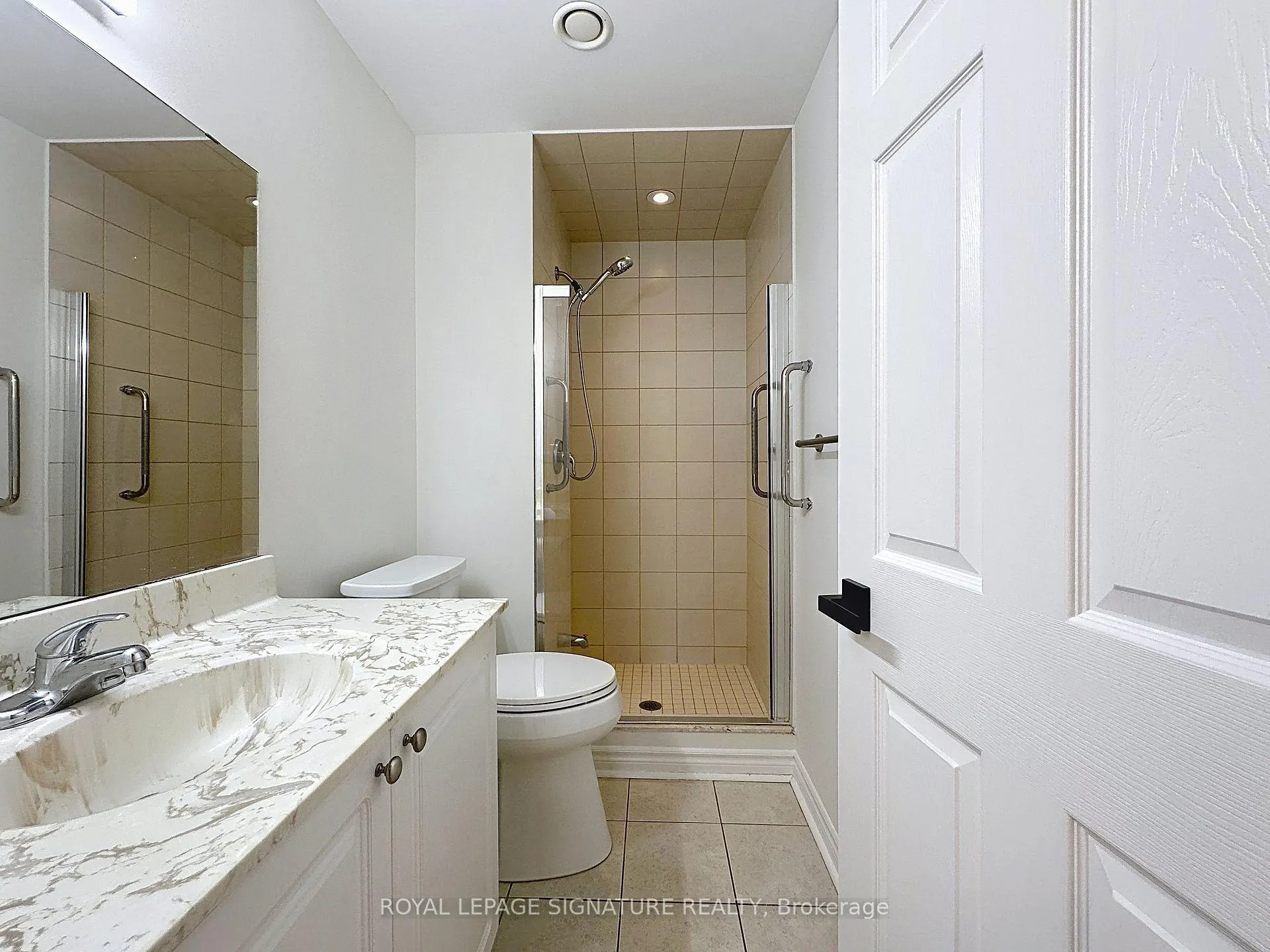 Photo 22 of Unit 210, 15450 Yonge Street, Aurora, Aurora Village — HOMEH