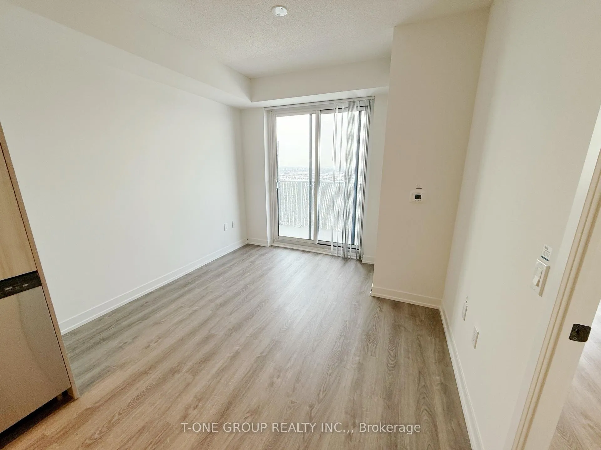 Photo 6 of Unit 2610, 195 Commerce Street, Vaughan, Vaughan Corporate Centre — HOMEH