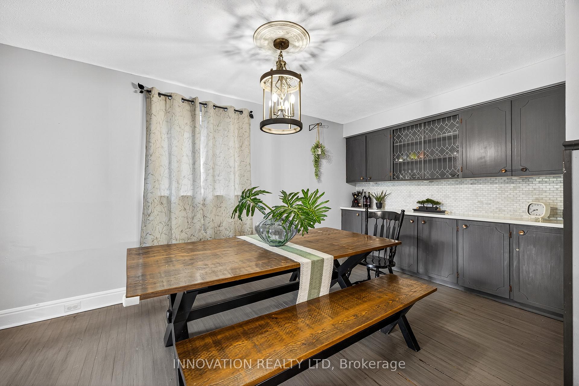 Photo 11 of 166 7th Street E, Cornwall — HOMEH