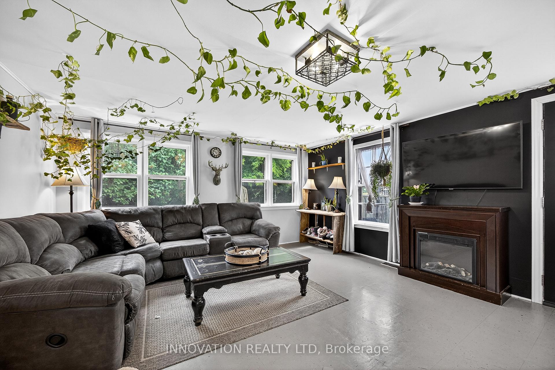 Photo 22 of 166 7th Street E, Cornwall — HOMEH