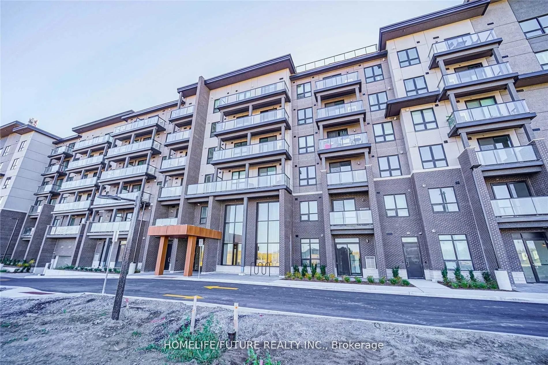 Photo 3 of Unit 210, 9700 Ninth Line, Markham, Greensborough — HOMEH