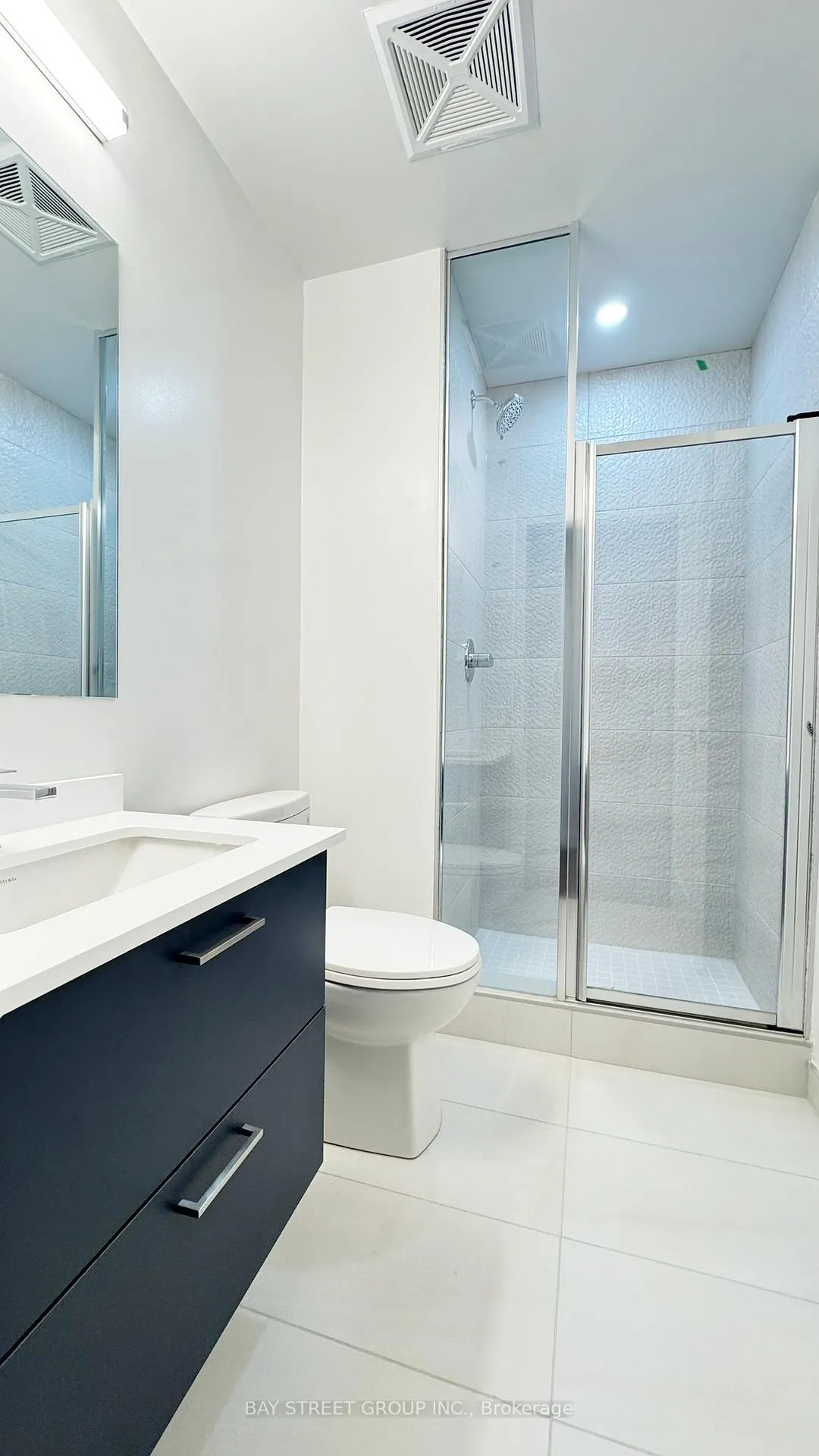 Photo 10 of Unit B-2505, 50 Upper Mall Way, Vaughan, Brownridge — HOMEH