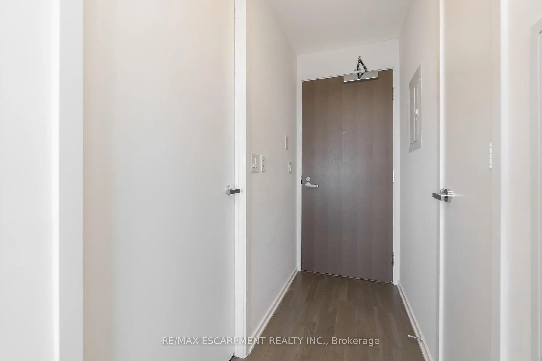 Photo 2 of Unit 5503, 1 Bloor Street E, Toronto, Church-Yonge Corridor — HOMEH