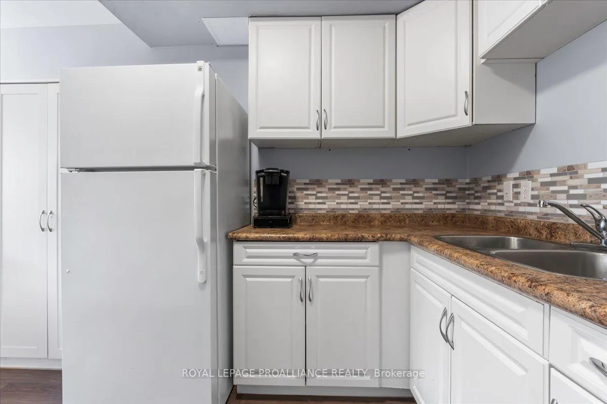 Photo 12 of Unit 12, 15 Tracey Park Drive, Belleville, Belleville Ward — HOMEH