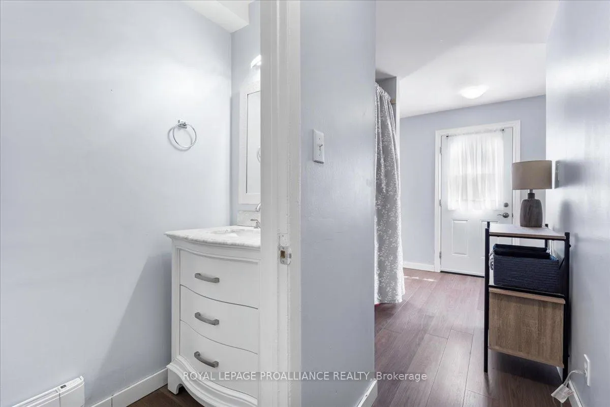 Photo 13 of Unit 12, 15 Tracey Park Drive, Belleville, Belleville Ward — HOMEH