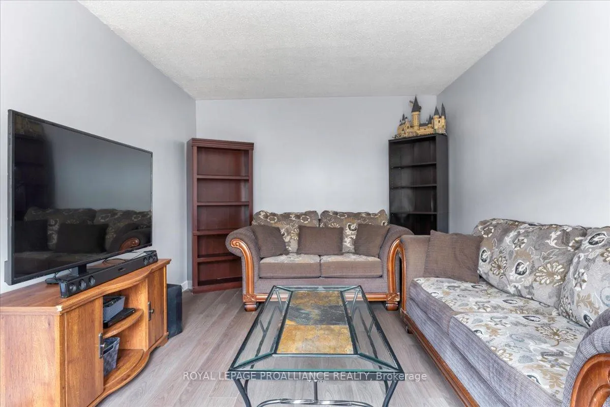 Photo 15 of Unit 12, 15 Tracey Park Drive, Belleville, Belleville Ward — HOMEH