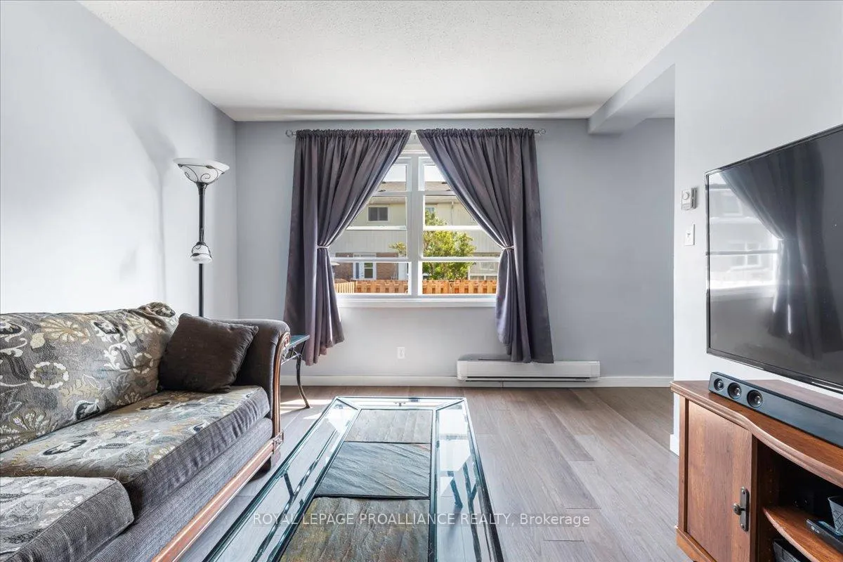 Photo 16 of Unit 12, 15 Tracey Park Drive, Belleville, Belleville Ward — HOMEH