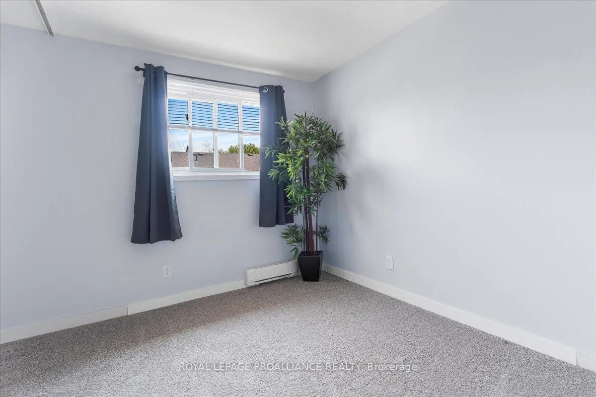 Photo 19 of Unit 12, 15 Tracey Park Drive, Belleville, Belleville Ward — HOMEH