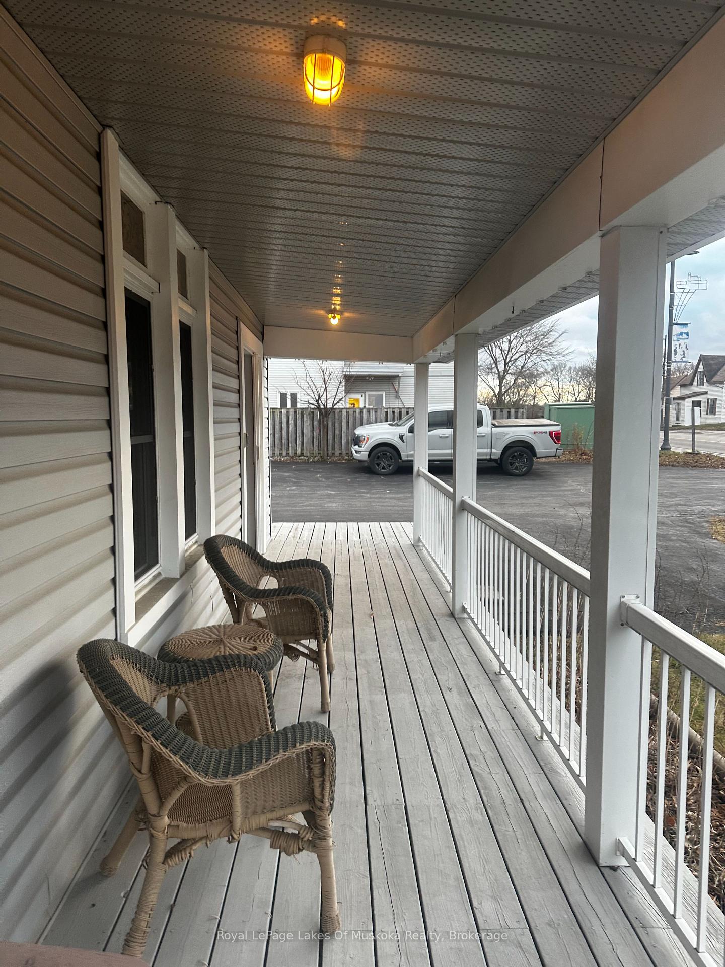Photo 23 of 860 Muskoka Road S, Gravenhurst, Muskoka (S) — HOMEH