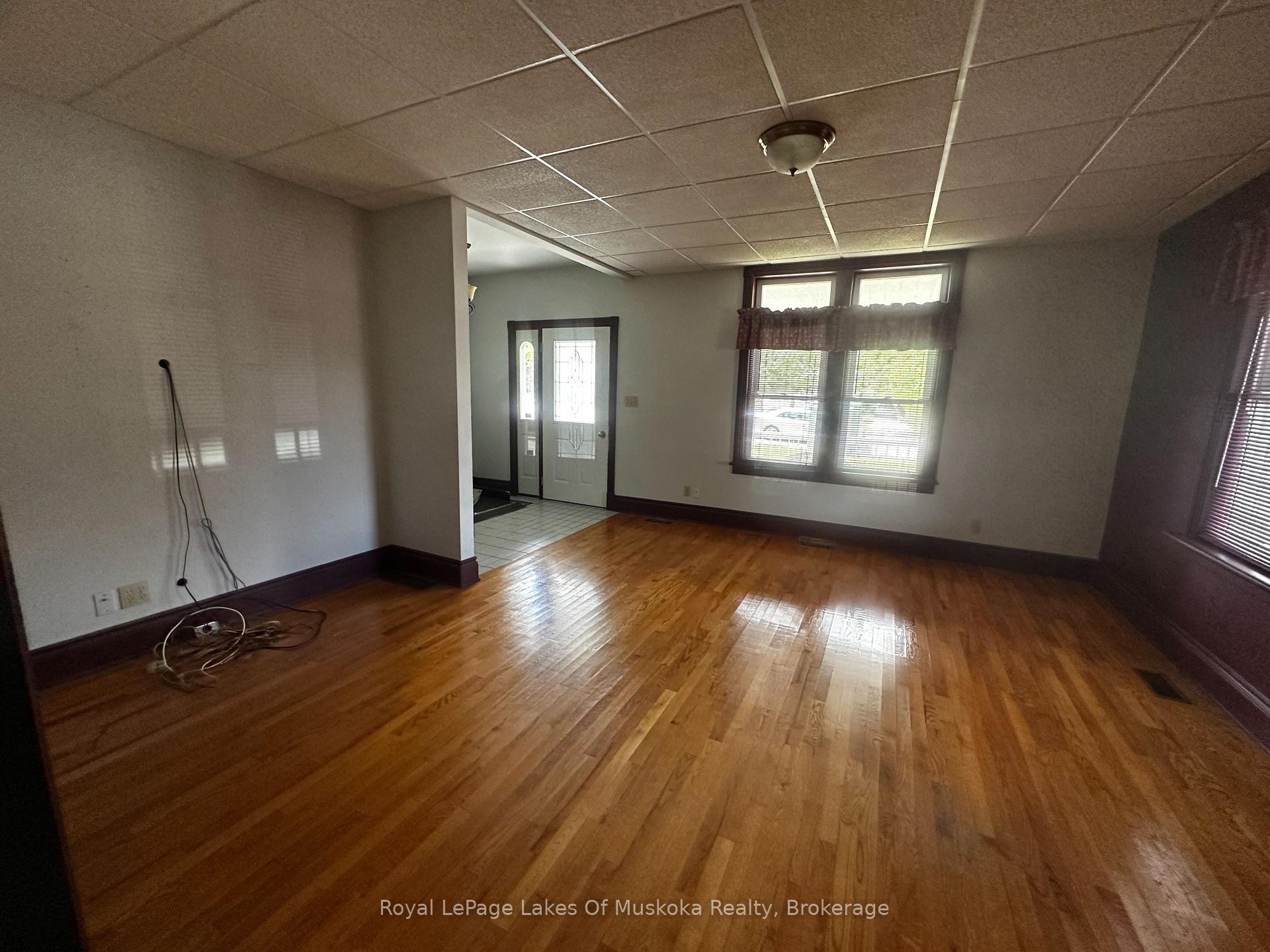 Photo 30 of 860 Muskoka Road S, Gravenhurst, Muskoka (S) — HOMEH