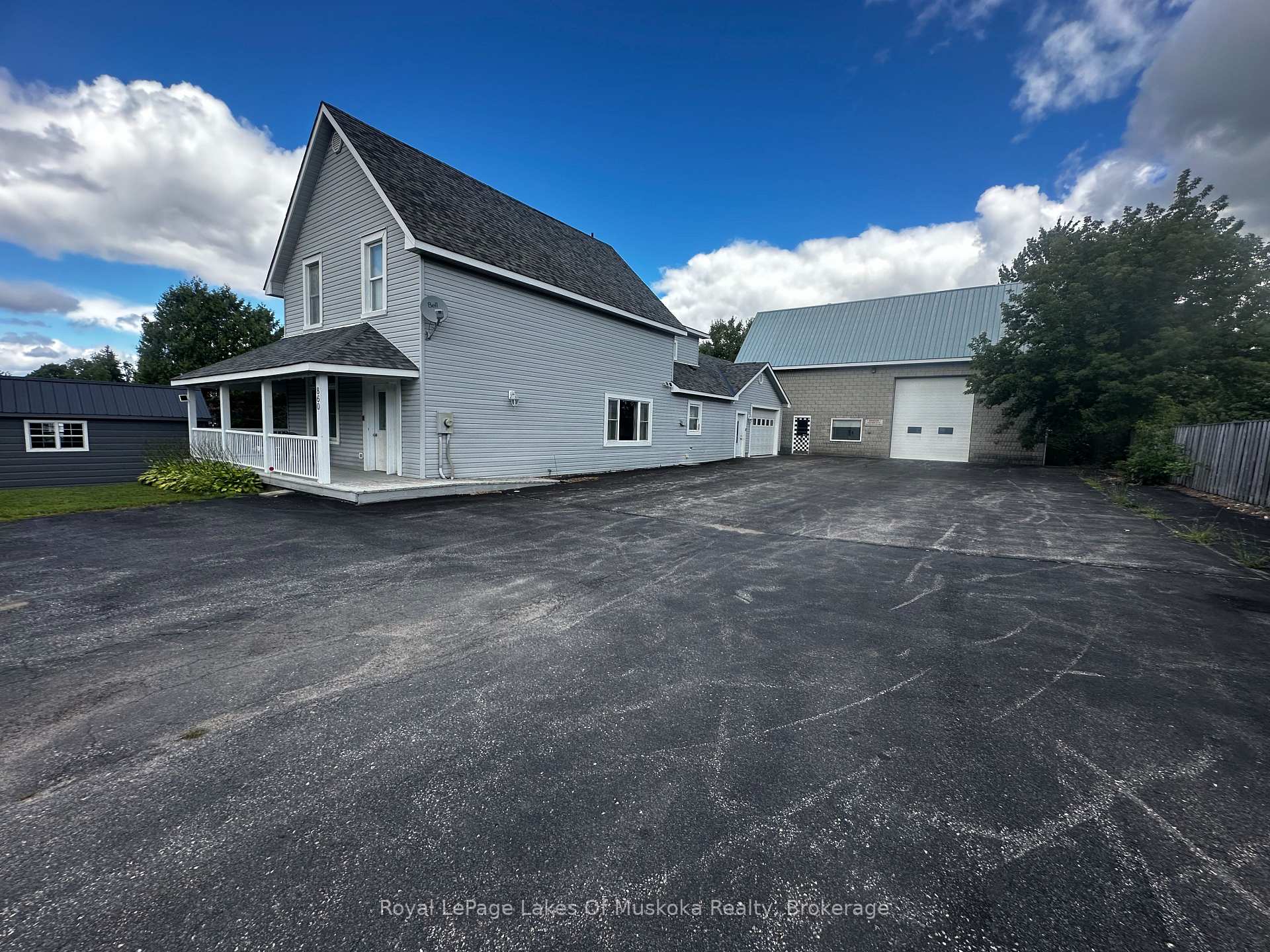 Photo 41 of 860 Muskoka Road S, Gravenhurst, Muskoka (S) — HOMEH