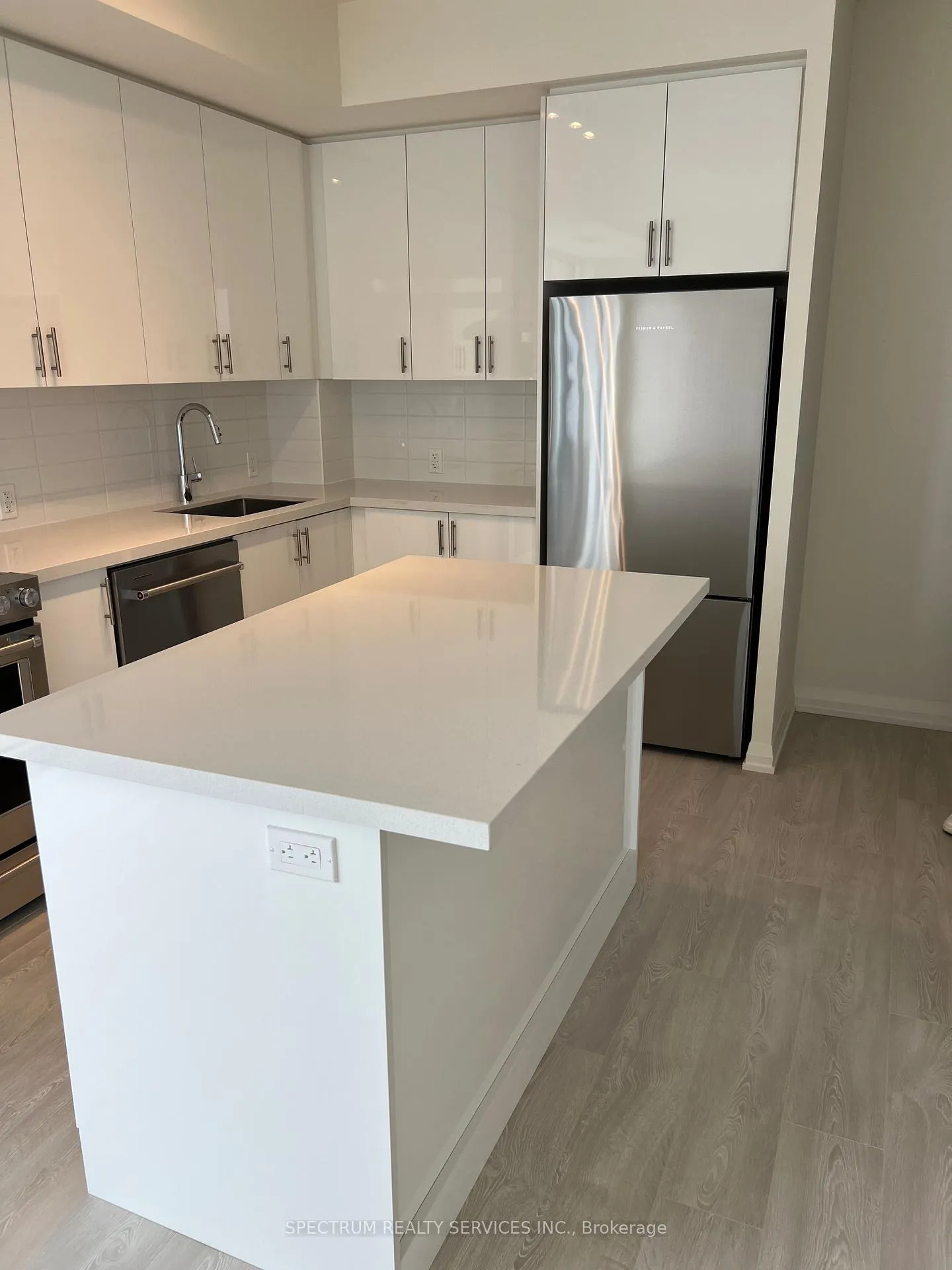 Photo 4 of Unit 1703, 8960 Jane Street, Vaughan, Maple — HOMEH