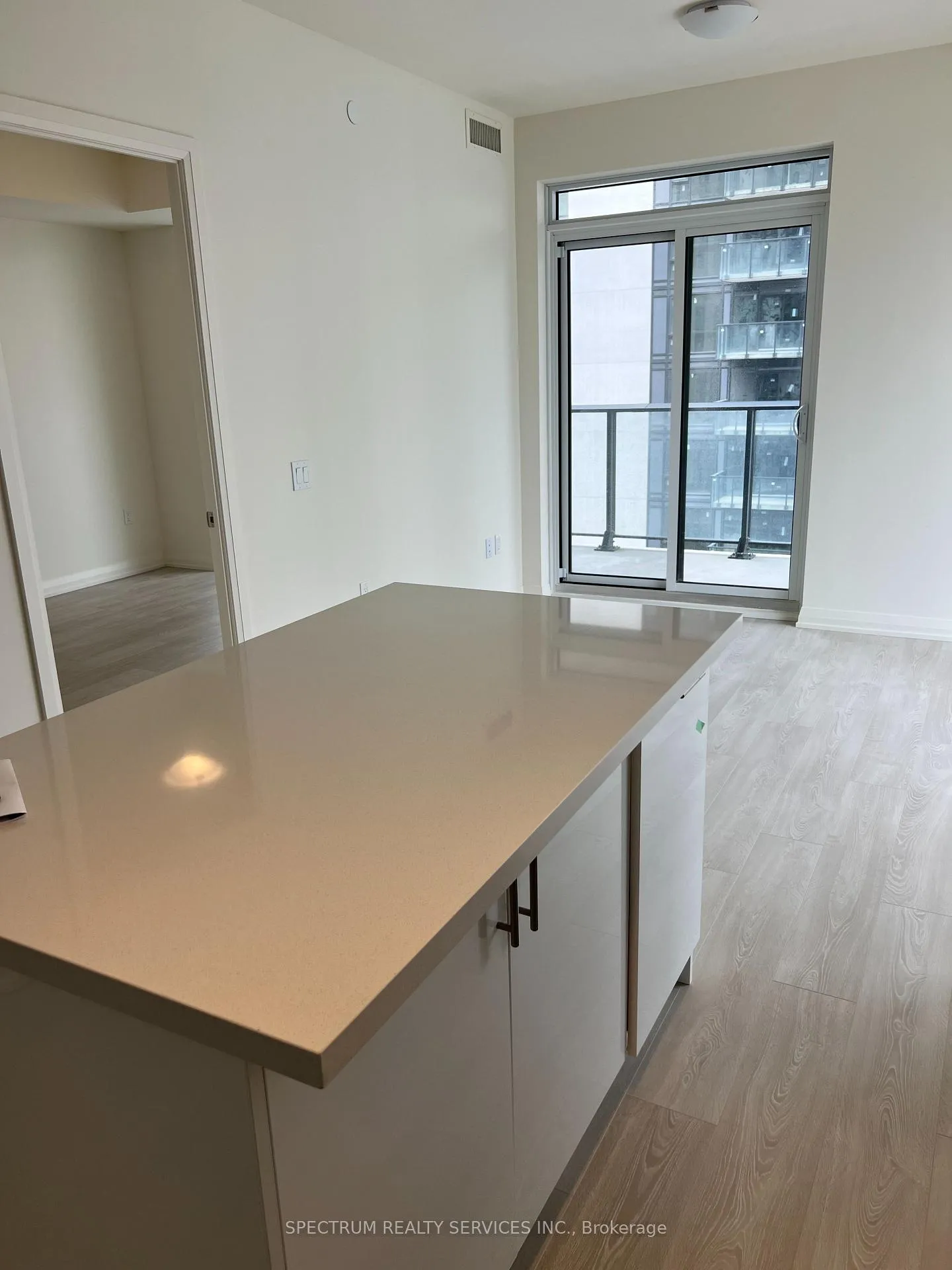 Photo 8 of Unit 1703, 8960 Jane Street, Vaughan, Maple — HOMEH