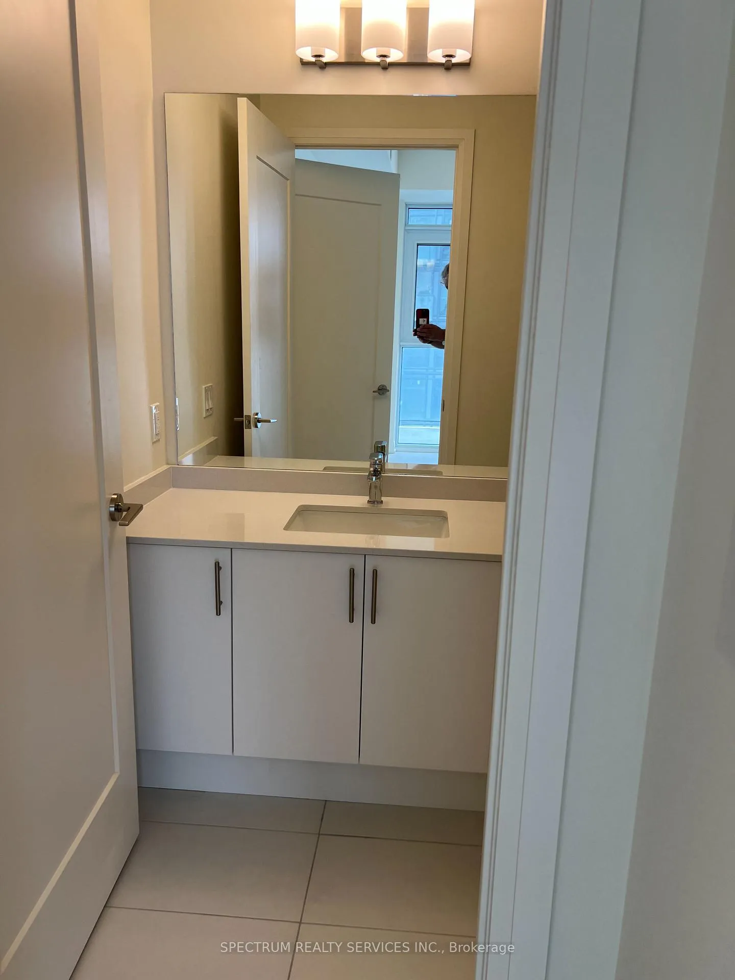 Photo 22 of Unit 1703, 8960 Jane Street, Vaughan, Maple — HOMEH