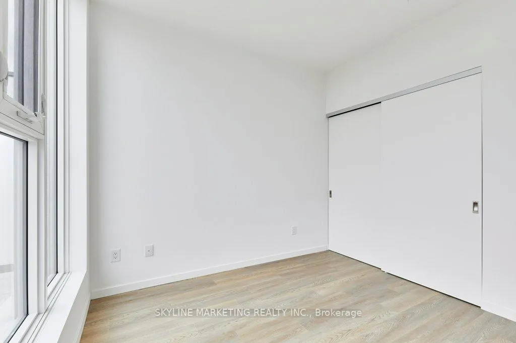 Photo 12 of Unit PH811, 689 The Queensway, Etobicoke, Stonegate-Queensway — HOMEH