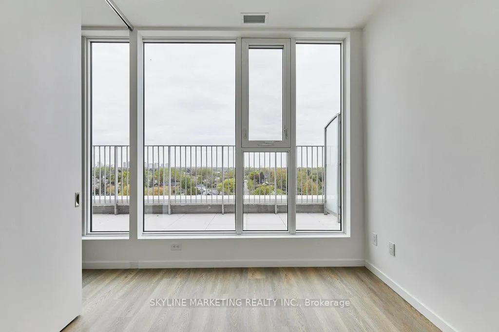 Photo 13 of Unit PH811, 689 The Queensway, Etobicoke, Stonegate-Queensway — HOMEH