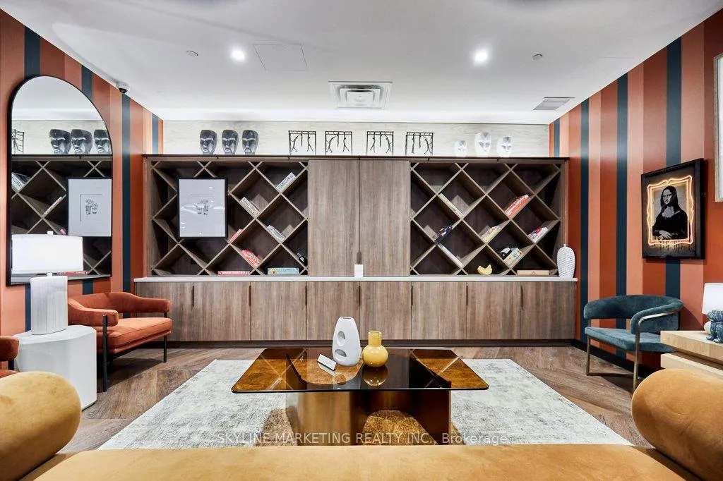 Photo 33 of Unit PH811, 689 The Queensway, Etobicoke, Stonegate-Queensway — HOMEH