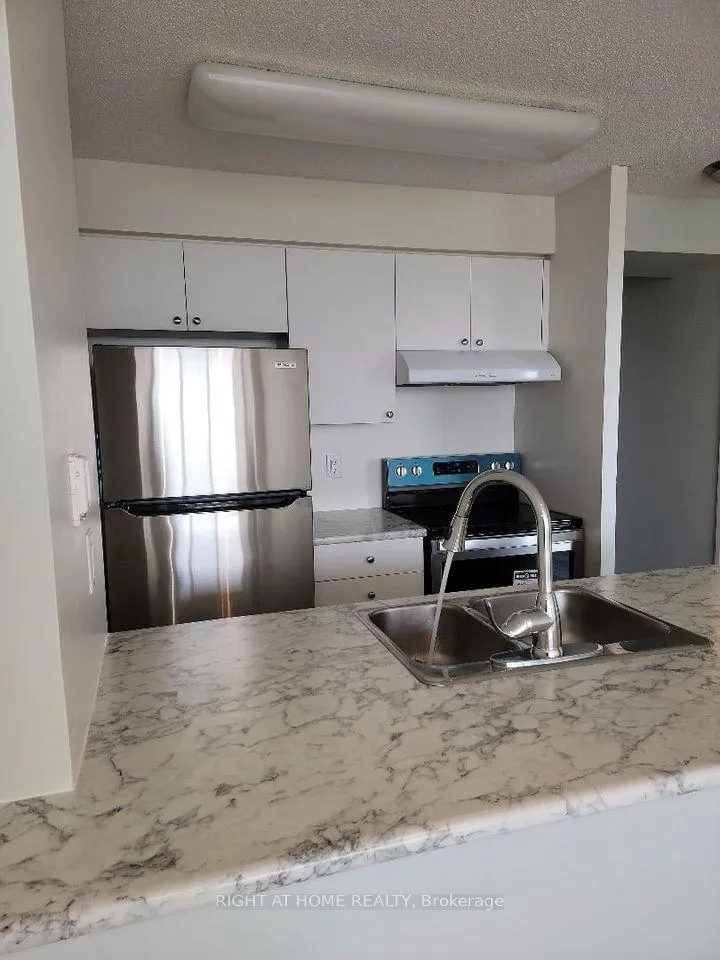 Photo 2 of Unit 1009, 1625 Pickering Parkway, Pickering, Village East — HOMEH