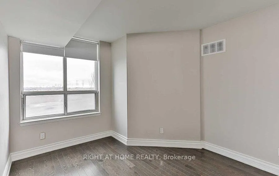 Photo 8 of Unit 1009, 1625 Pickering Parkway, Pickering, Village East — HOMEH
