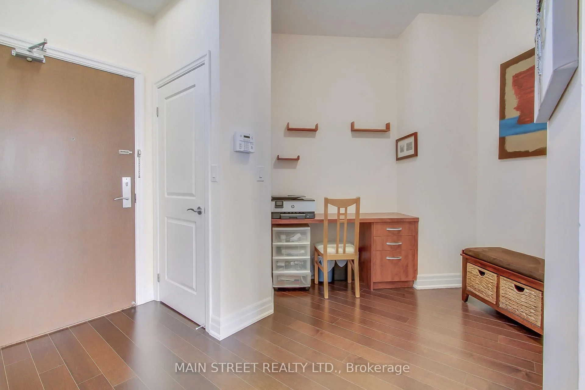 Photo 6 of Unit 618, 111 Civic Square Gate E, Aurora, Bayview Wellington — HOMEH