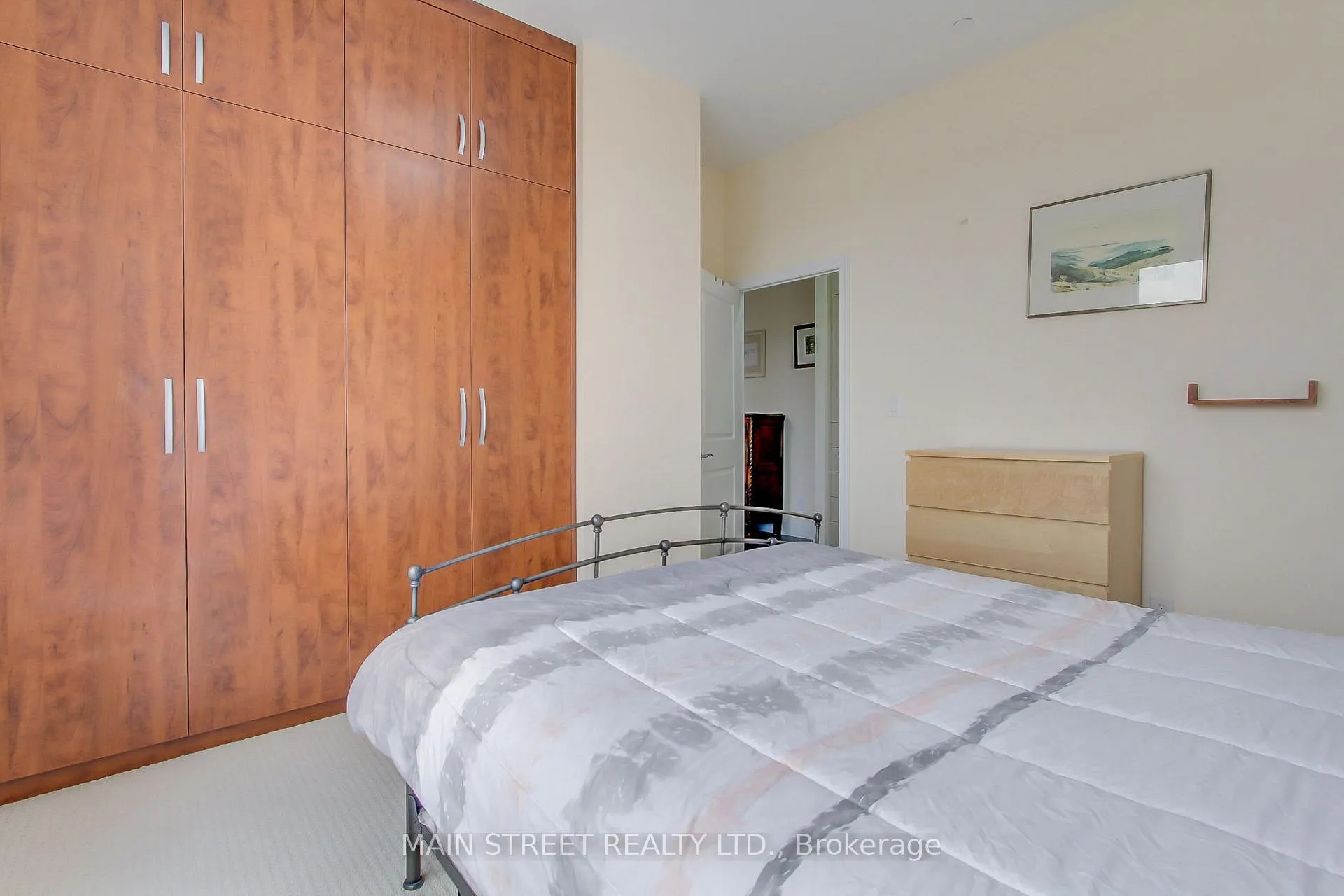 Photo 20 of Unit 618, 111 Civic Square Gate E, Aurora, Bayview Wellington — HOMEH