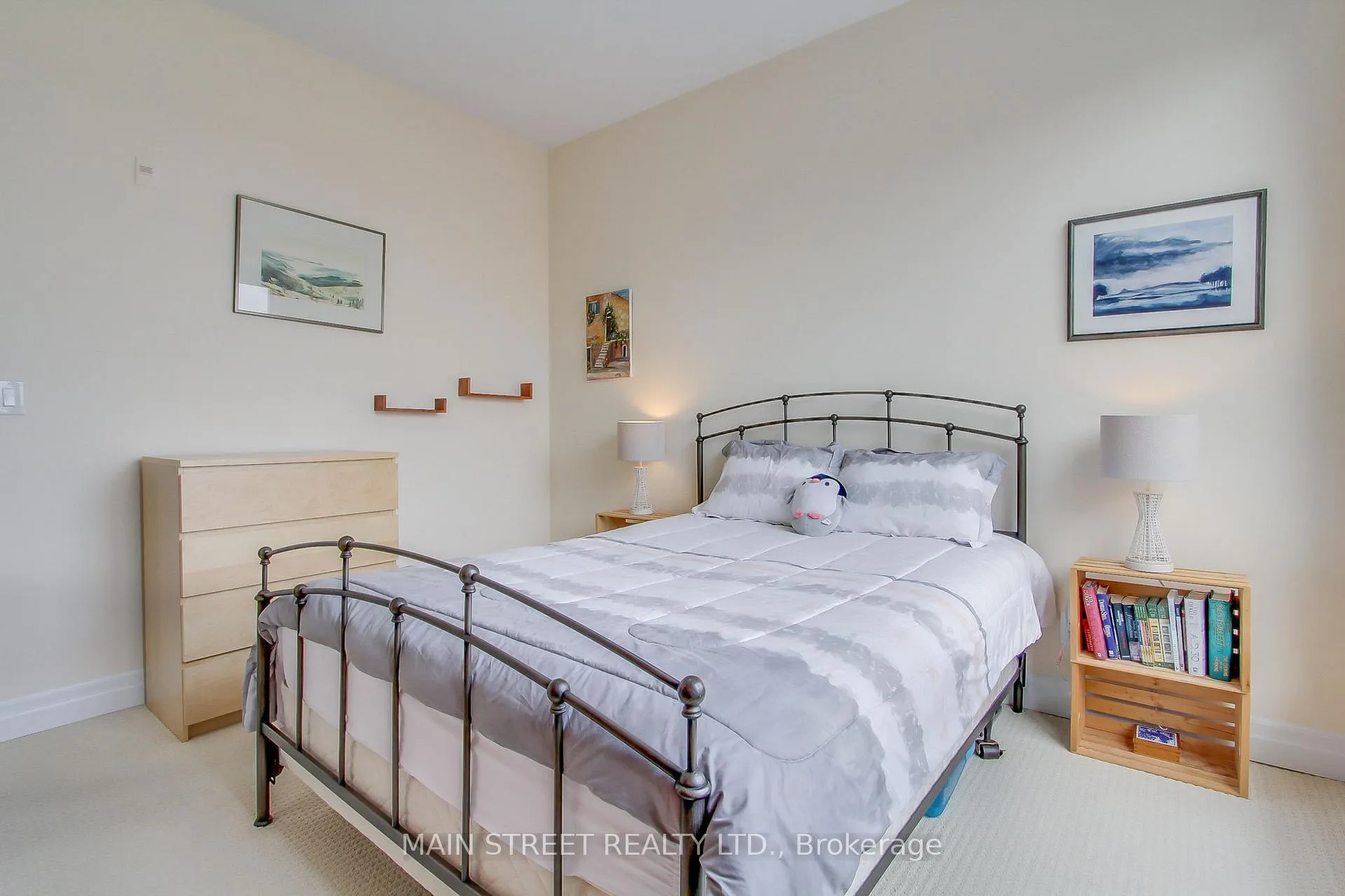 Photo 23 of Unit 618, 111 Civic Square Gate E, Aurora, Bayview Wellington — HOMEH