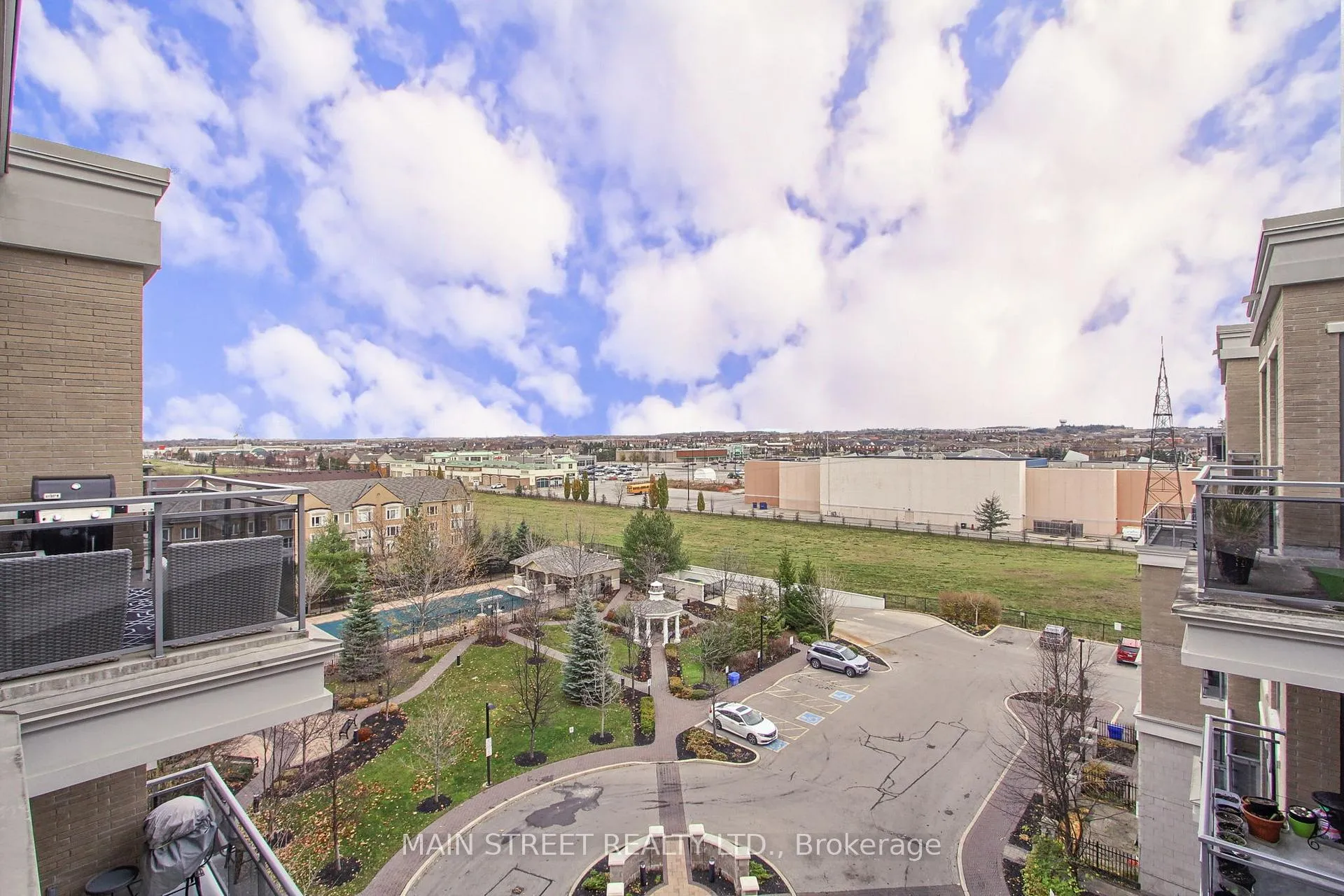 Photo 29 of Unit 618, 111 Civic Square Gate E, Aurora, Bayview Wellington — HOMEH