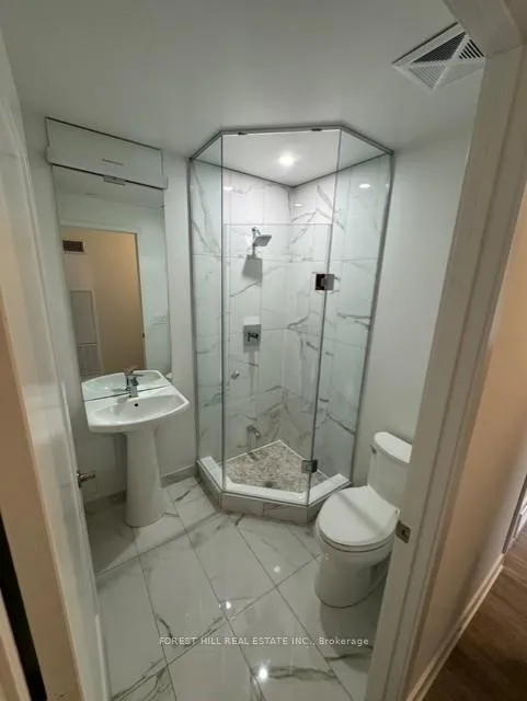 Photo 11 of Unit 401 E, 70 Princess Street E, Toronto, Waterfront Communities — HOMEH