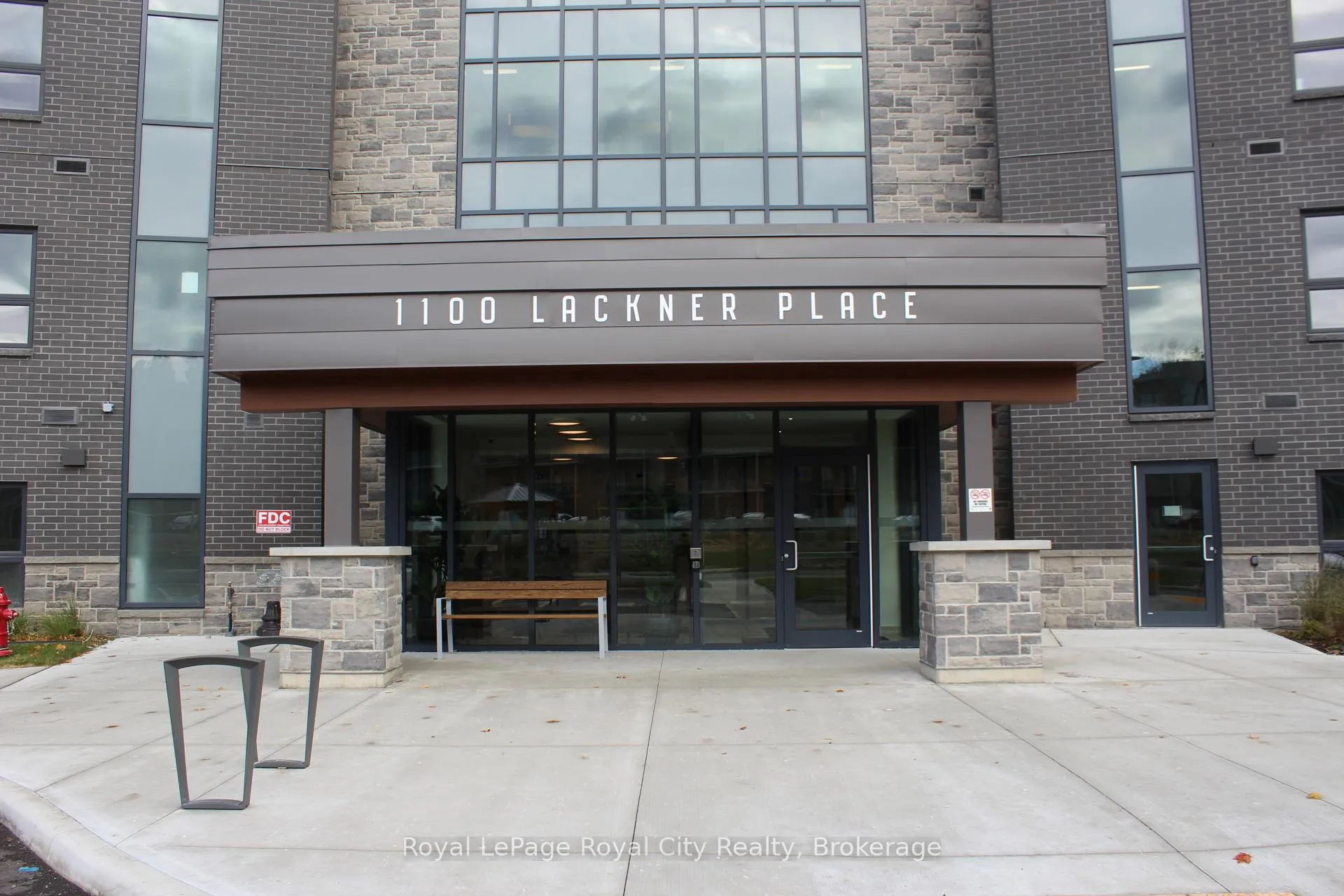 Photo 1 of Unit 414, 1100 Lackner Place, Kitchener — HOMEH
