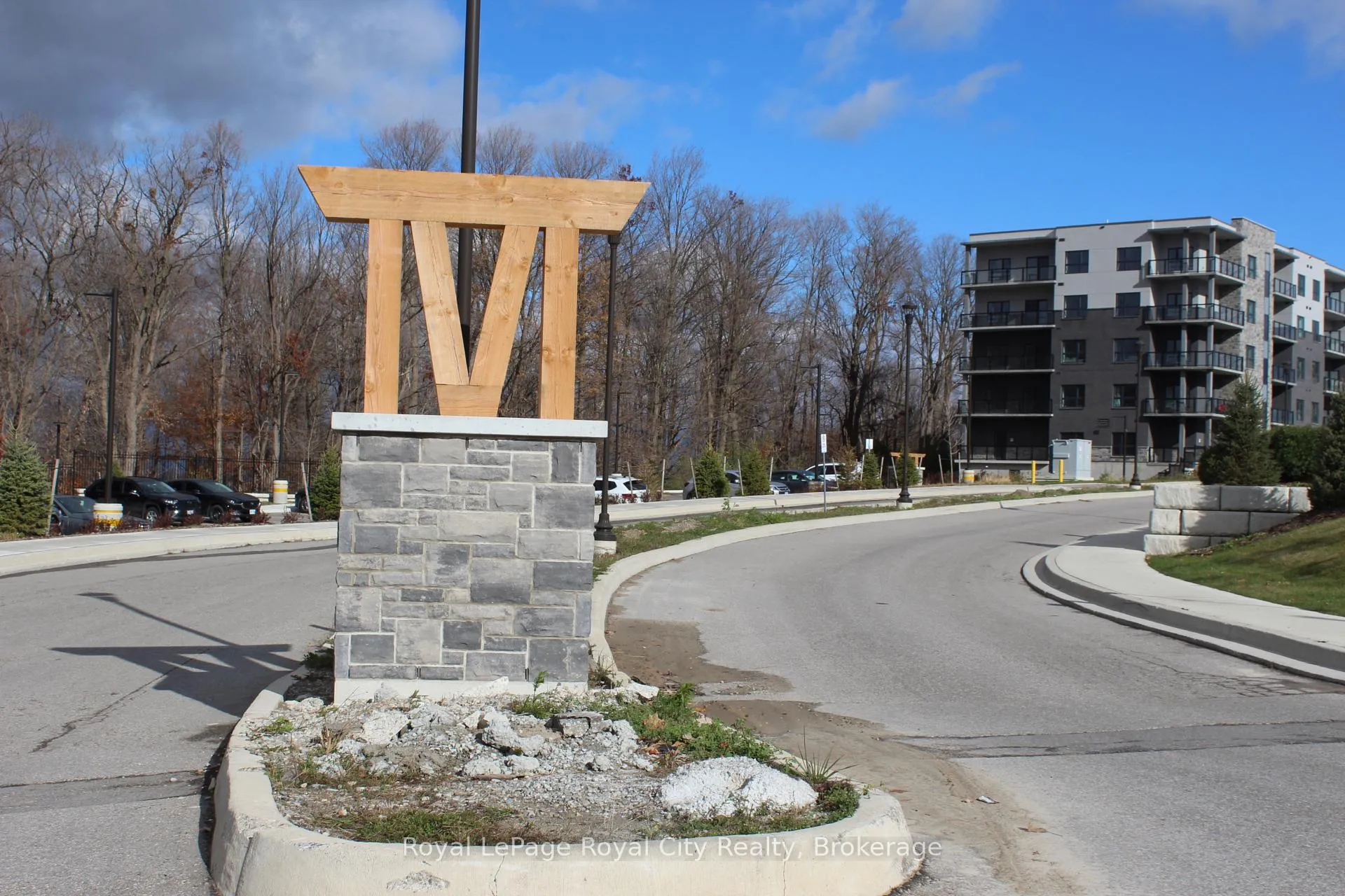 Photo 14 of Unit 414, 1100 Lackner Place, Kitchener — HOMEH