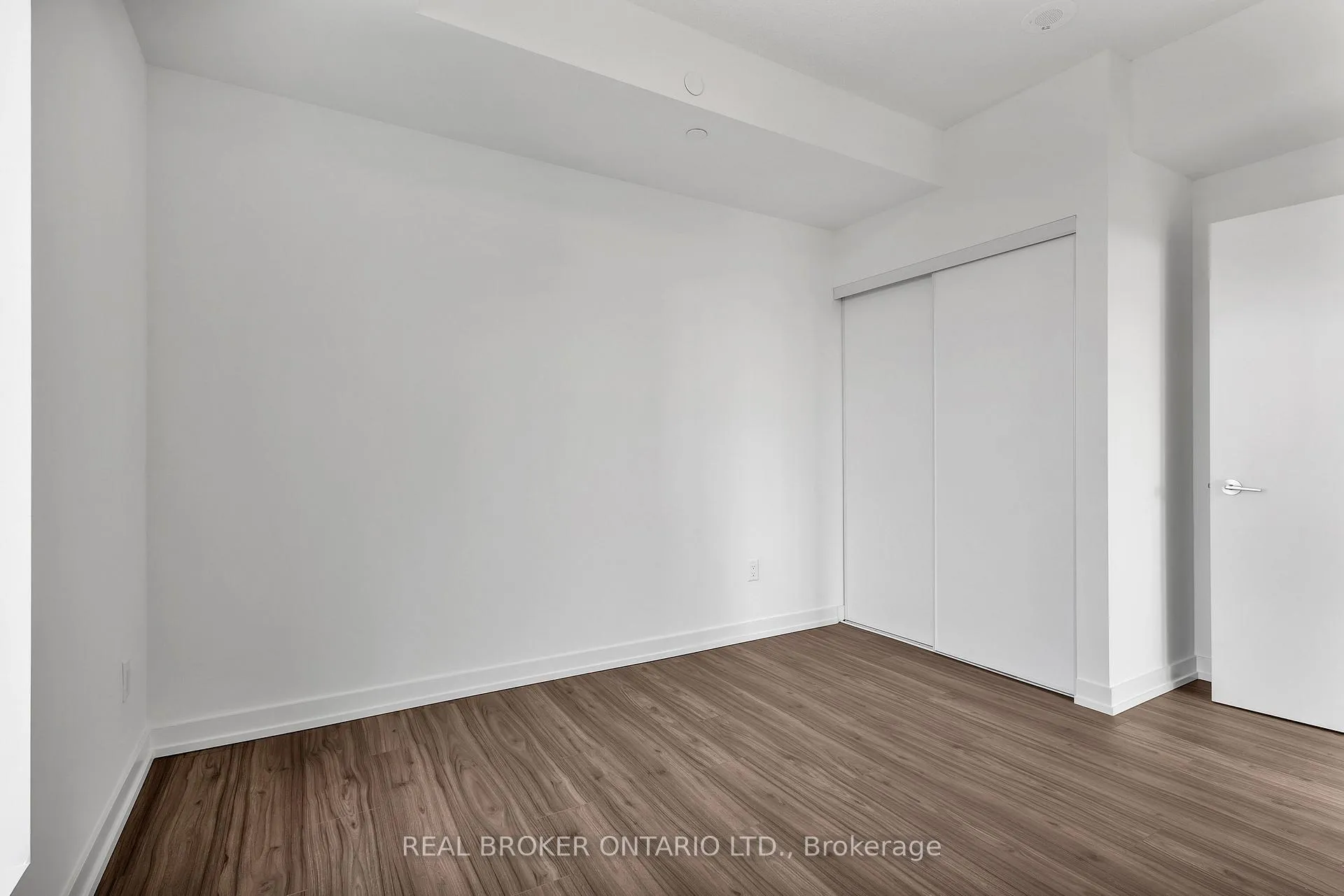 Photo 20 of Unit 1402, 55 Duke Street W, Kitchener, City Commercial Core — HOMEH