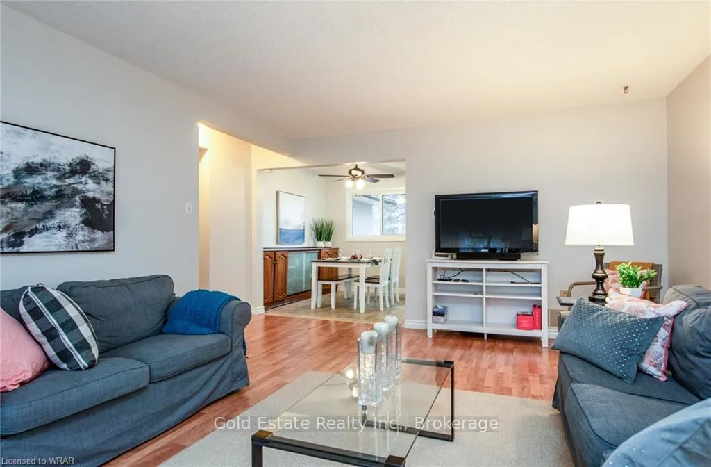 Photo 1 of Unit 31, 49 Cedarwoods Crescent, Kitchener — HOMEH