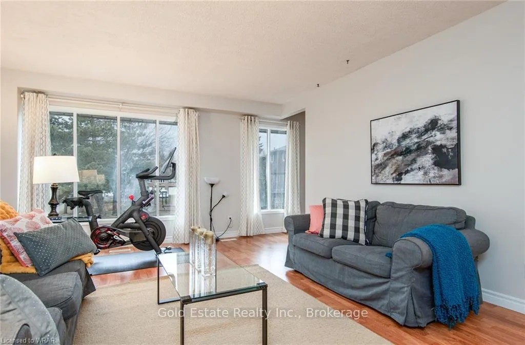 Photo 4 of Unit 31, 49 Cedarwoods Crescent, Kitchener — HOMEH