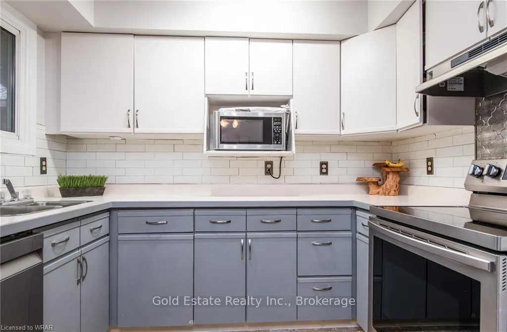 Photo 12 of Unit 31, 49 Cedarwoods Crescent, Kitchener — HOMEH