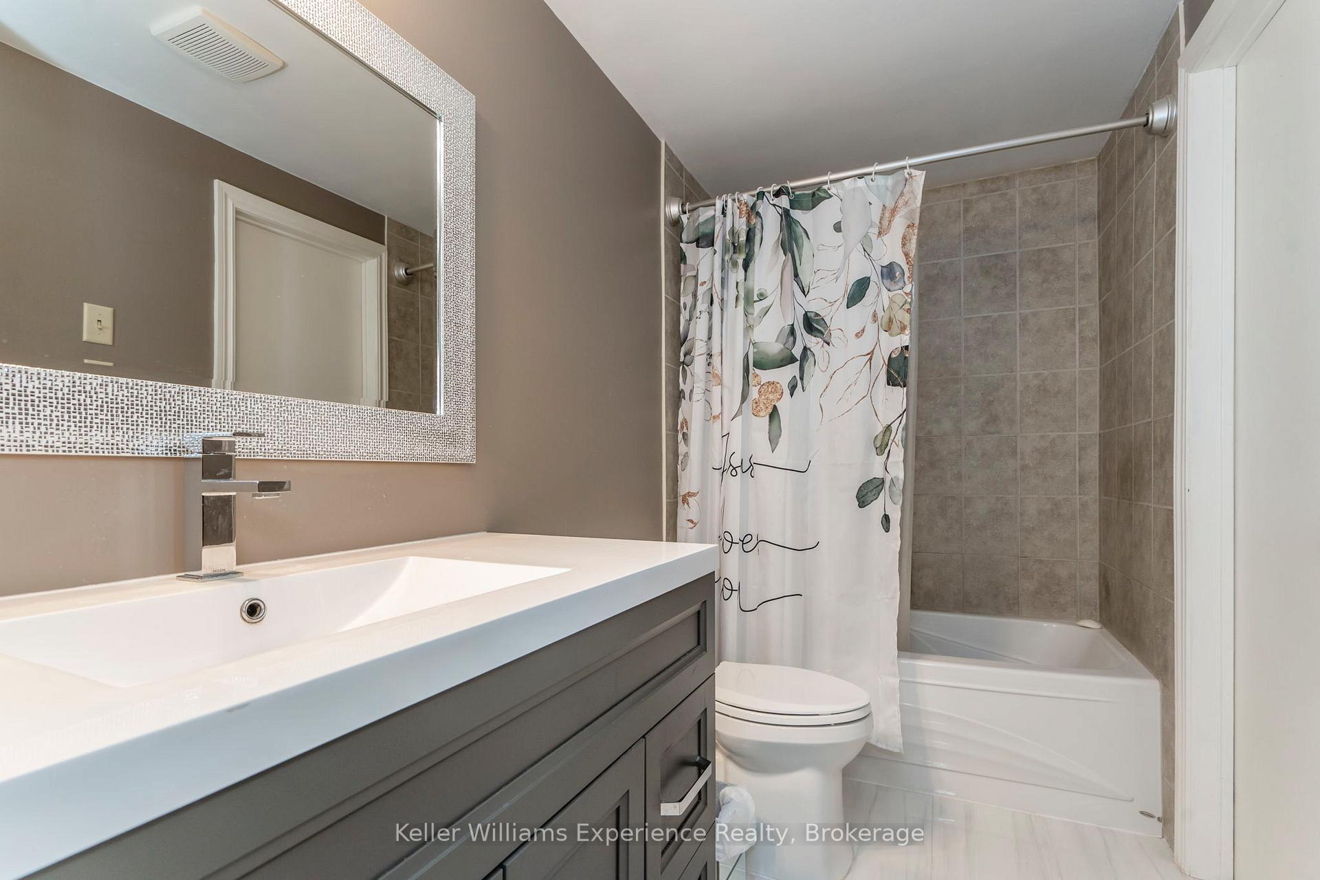 Photo 7 of 23 Corbett Drive, Barrie, Grove East — HOMEH